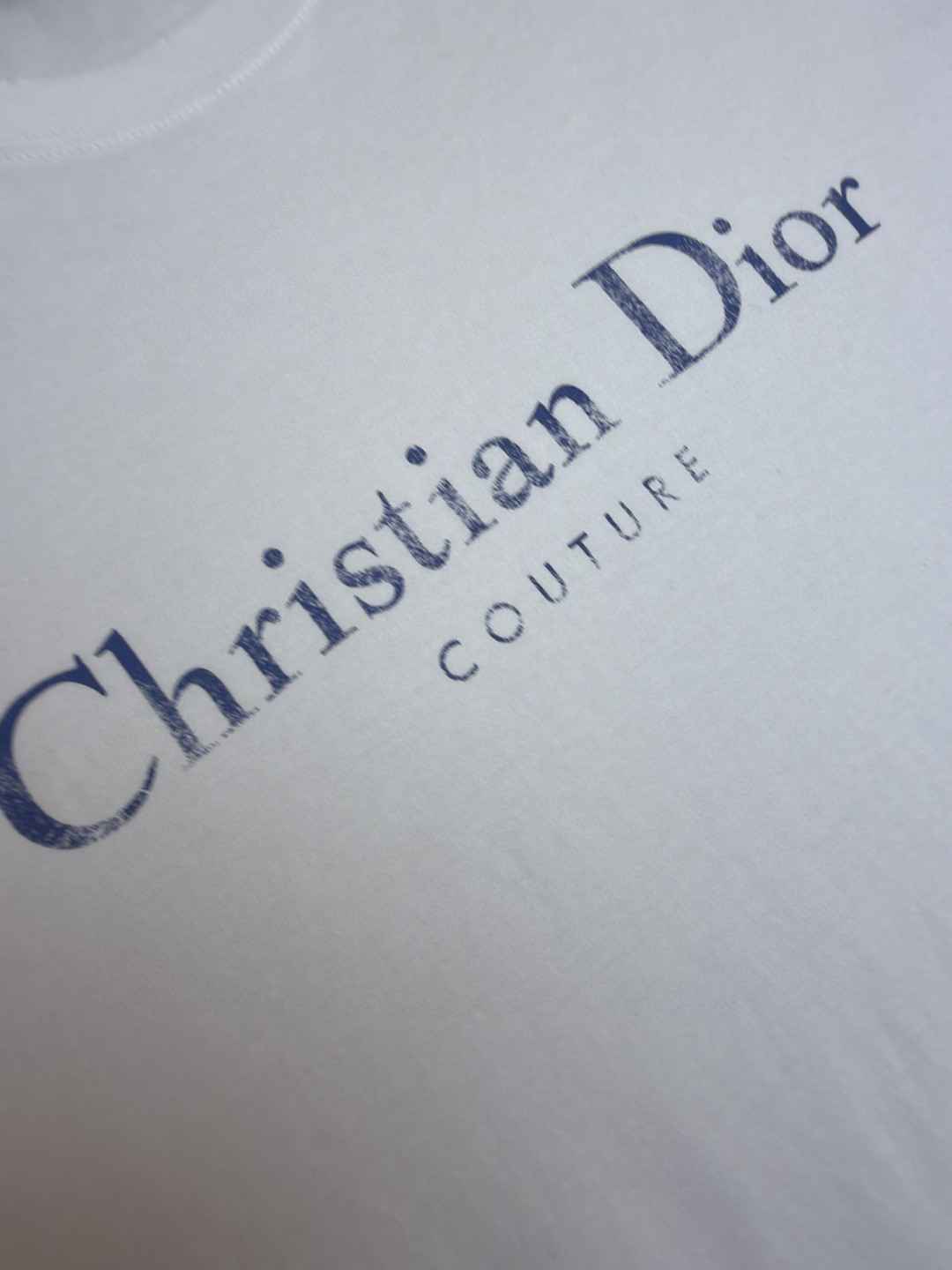DIOR 迪奥 做旧字母标识印花圆领短袖 T恤 夏季 白色 黑色 A0 593J696X0677-C085