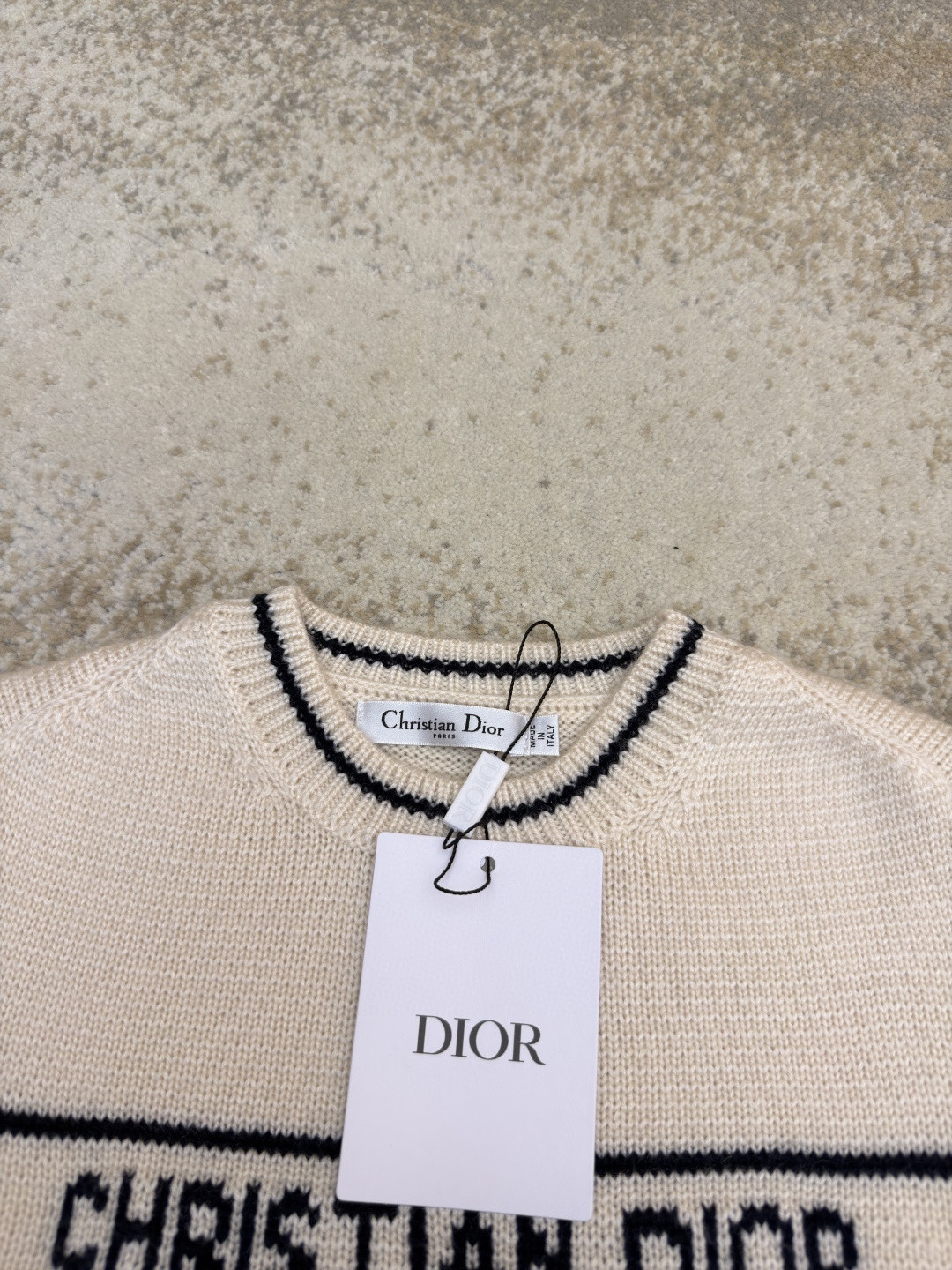 DIOR 迪奥 嵌花短袖毛衣 针织衫 短款 女款 杏色 蓝色 B0 154S09AM305-X5801