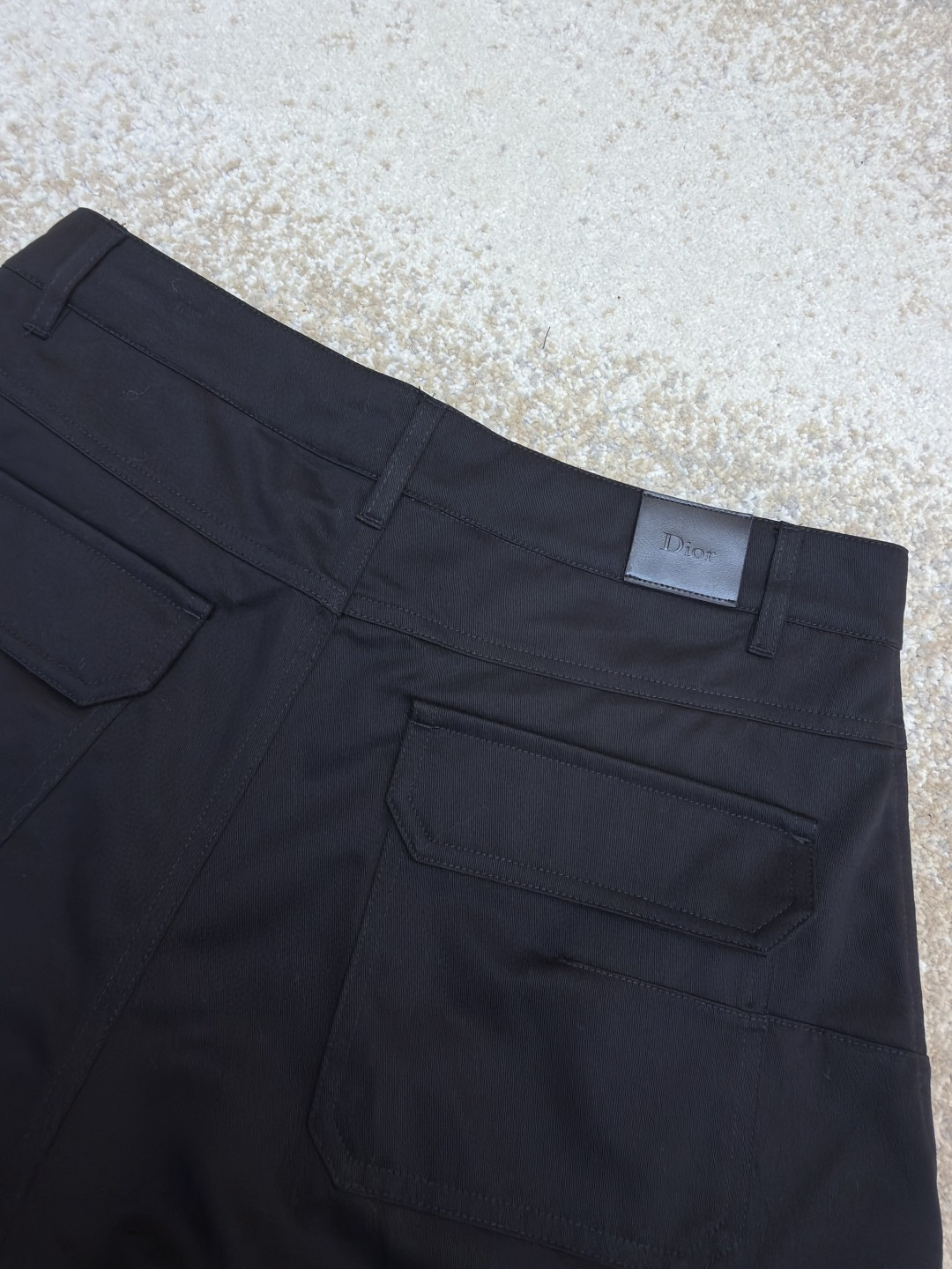 DIOR 迪奥 棉质华达呢工装裤 短裤 裤子 米色 黑色 B5 693C147A3131-C100