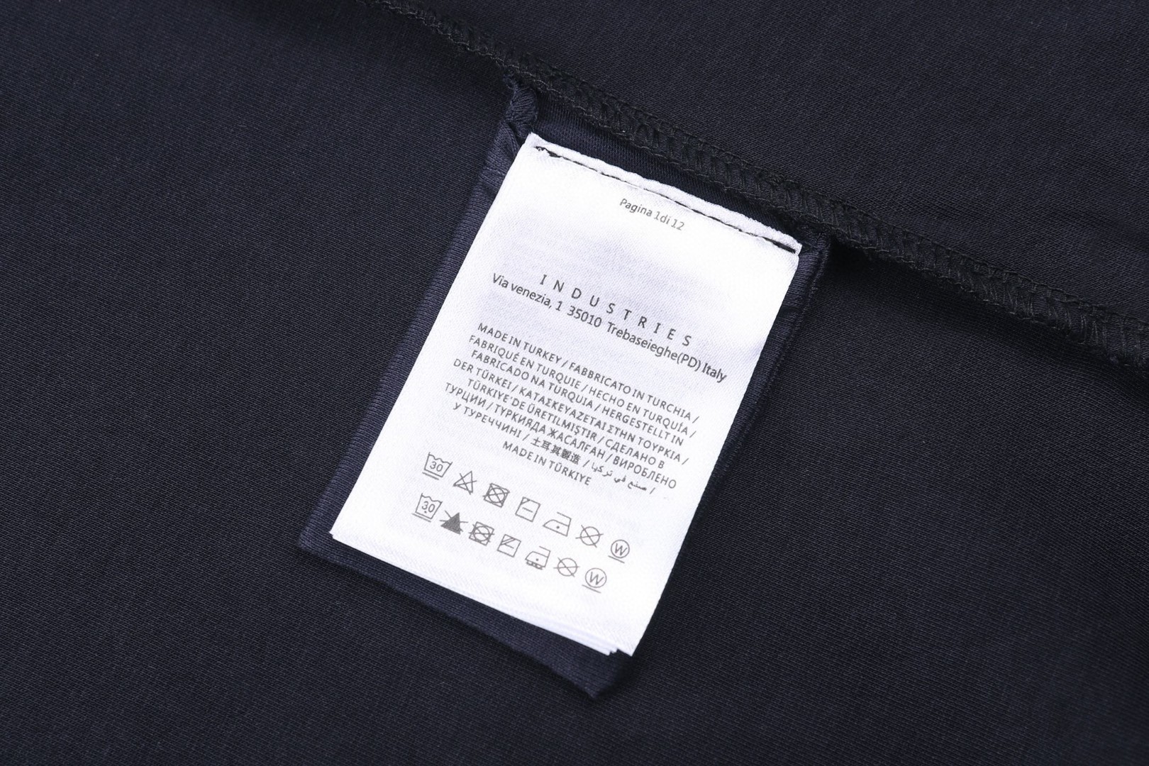 Moncler 蒙口 皮革标识半拉链卫衣 秋冬 外套 蓝色 B0 L10918G0002589B5F779
