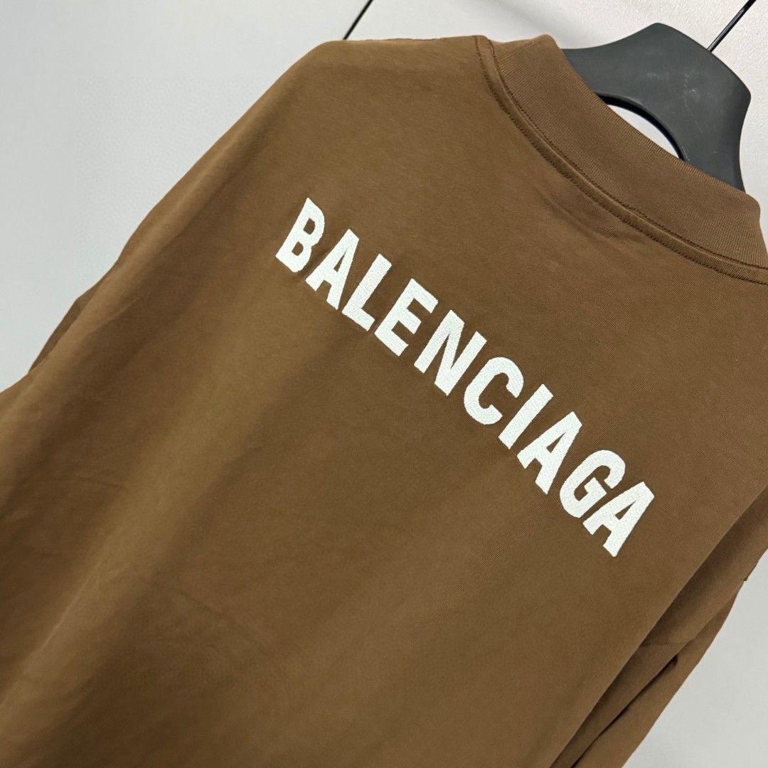 Balenciaga 巴黎世家 经典字母logo圆领短袖 上衣 T恤 夏季 棕色 A0