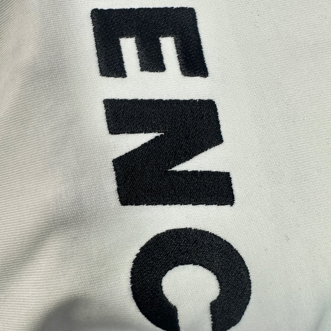Balenciaga 巴黎世家 经典字母logo圆领短袖 上衣 T恤 夏季 白色 黑色 A0