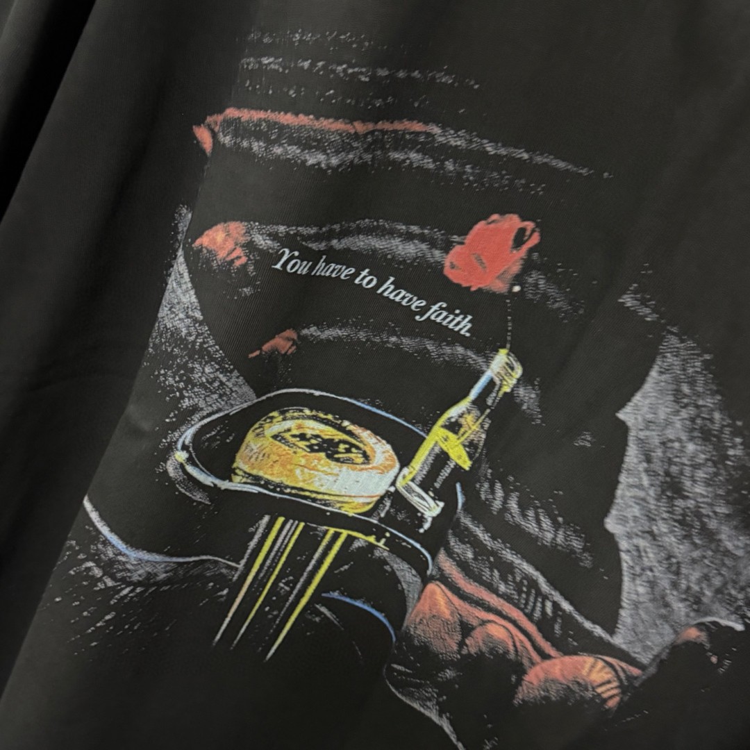 Balenciaga 巴黎世家 做旧玫瑰酒瓶印花圆领短袖 T恤 圆领 夏季 黑色 A0