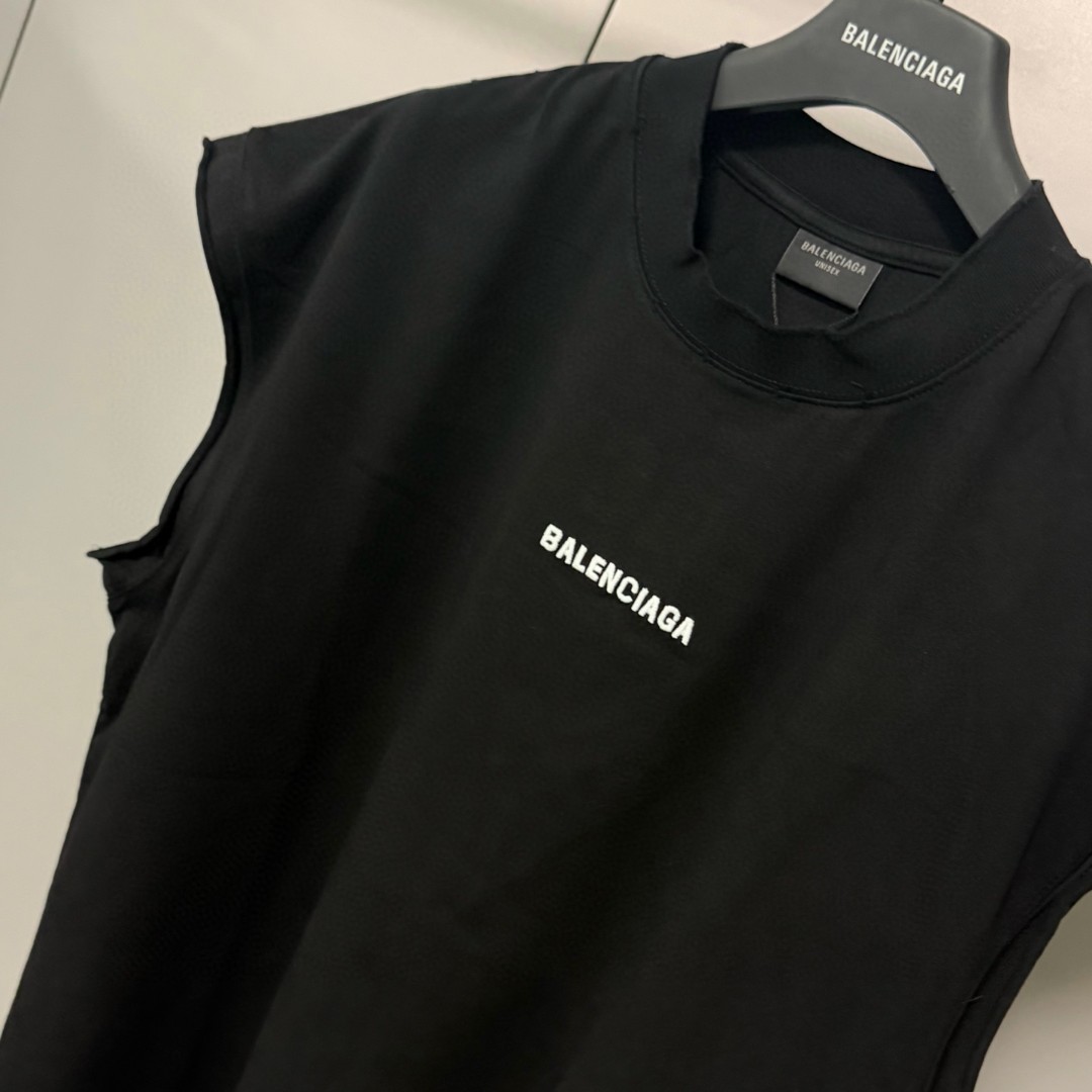 Balenciaga 巴黎世家 破洞经典字母logo无袖上衣 背心 短袖 T恤 夏季 白色 黑色 A0