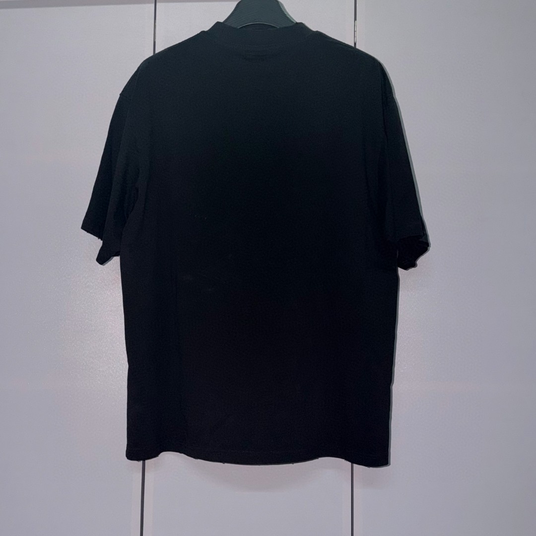 Balenciaga 巴黎世家 凌乱喷雾字母拼接圆领短袖 T恤 圆领 夏季 黑色 A0 764235TUVI61000