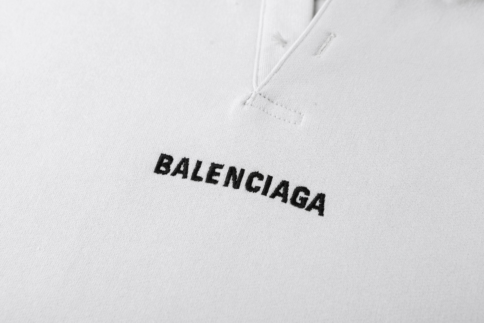 Balenciaga 巴黎世家 字母刺绣连帽卫衣 长袖 外套 米白色 黑色 B0 827939TTVJ23307