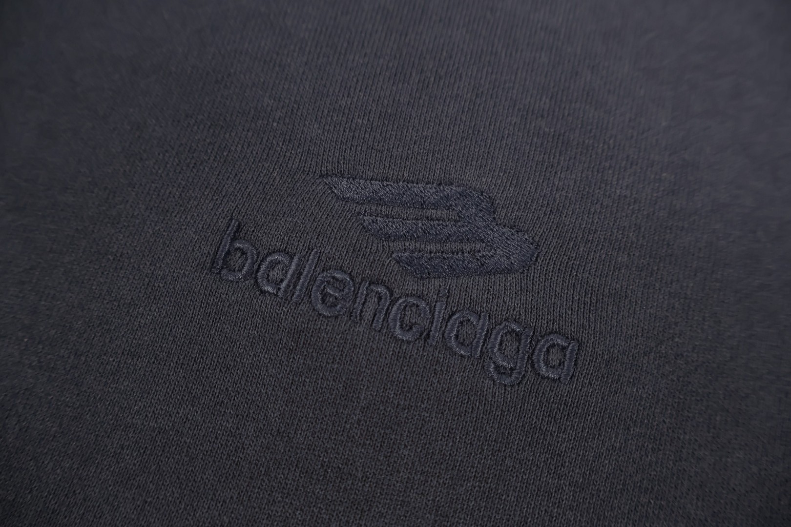 Balenciaga 巴黎世家 格纹3M刺绣双面两穿拉链连帽夹克 外套 长袖 C0