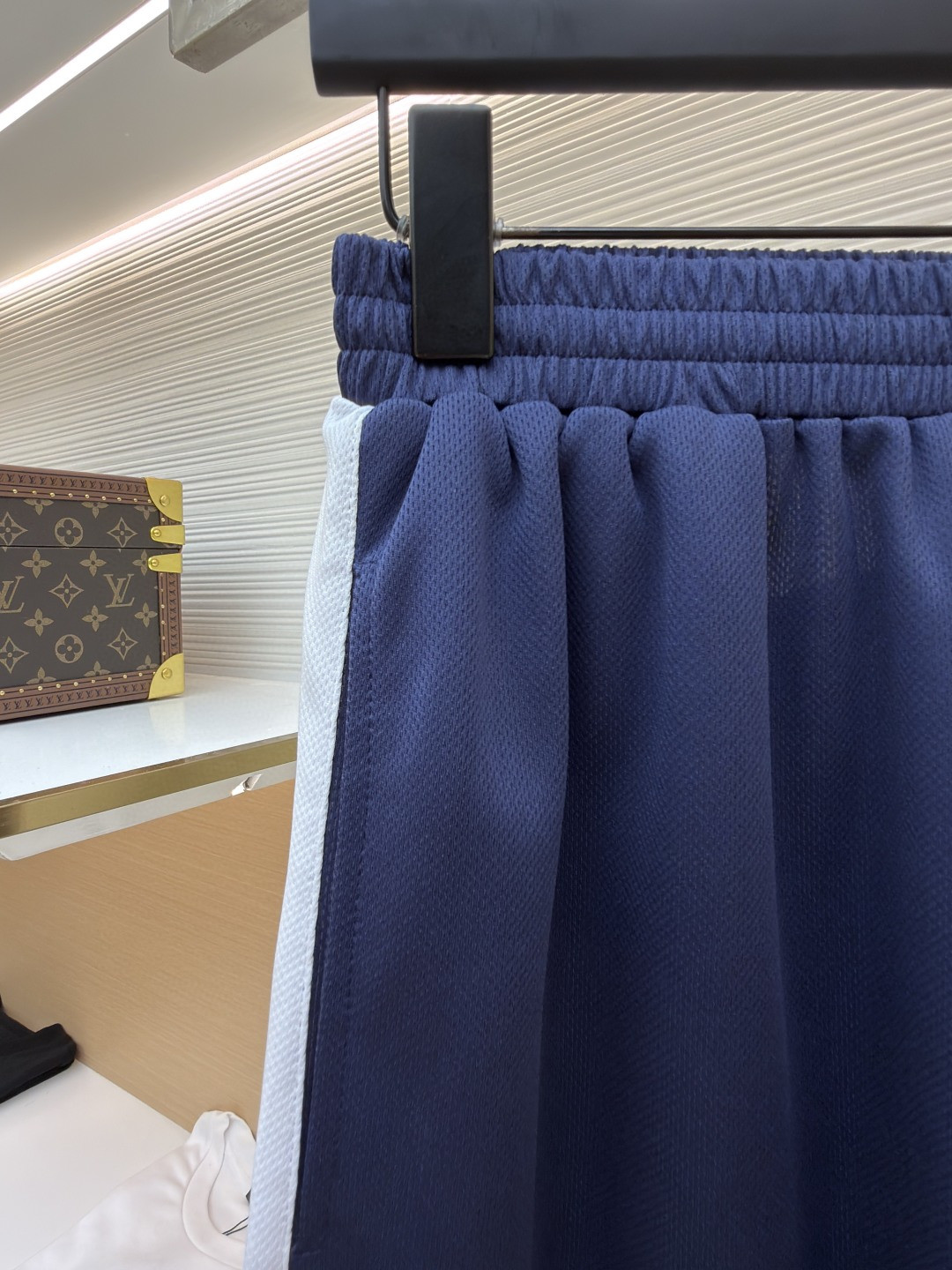 Balenciaga 巴黎世家 拼色阔腿足球裤 短裤 运动裤 五分裤 休闲裤 裤子 蓝色 A2