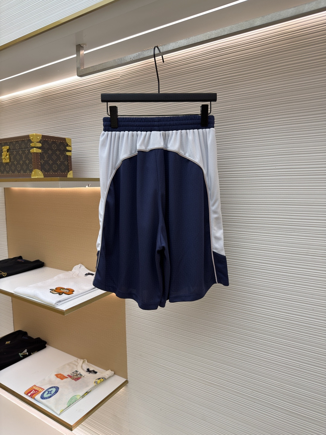 Balenciaga 巴黎世家 拼色阔腿足球裤 短裤 运动裤 五分裤 休闲裤 裤子 蓝色 A2