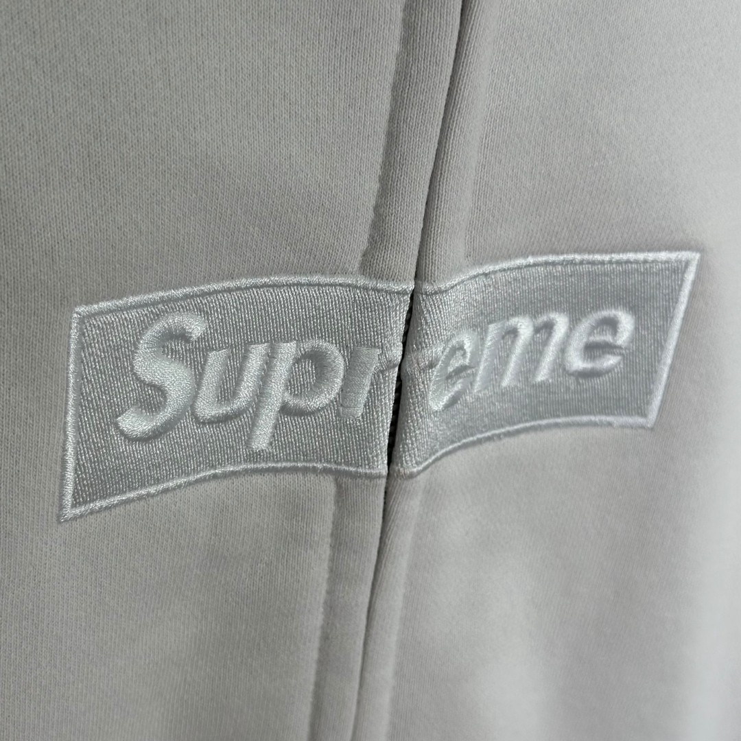 Supreme MM6 Maison Margiela 联名款 Box Logo Zip Up Hooded Sw泼墨刺绣拉链连帽卫衣 帽衫 外套 男女同款 蓝色 白色 黑色 SUP-SS26-100