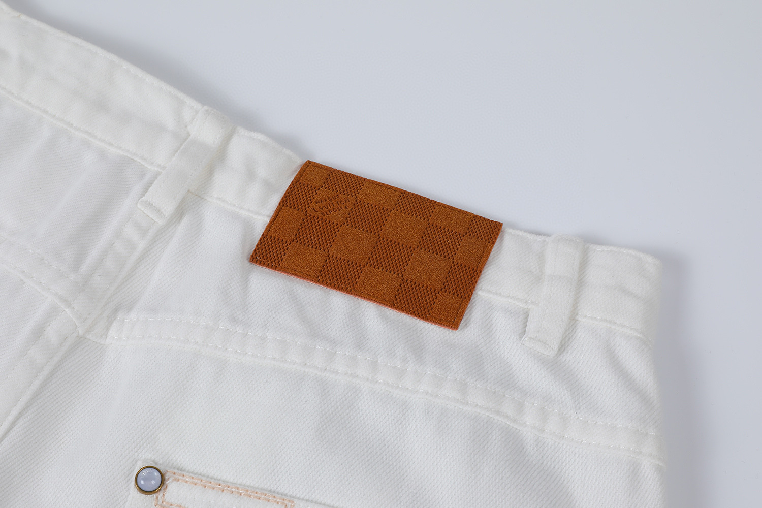 LOUIS VUITTON 路易威登 刺绣滑板牛仔裤 休闲裤 长裤 裤子 白色 B5