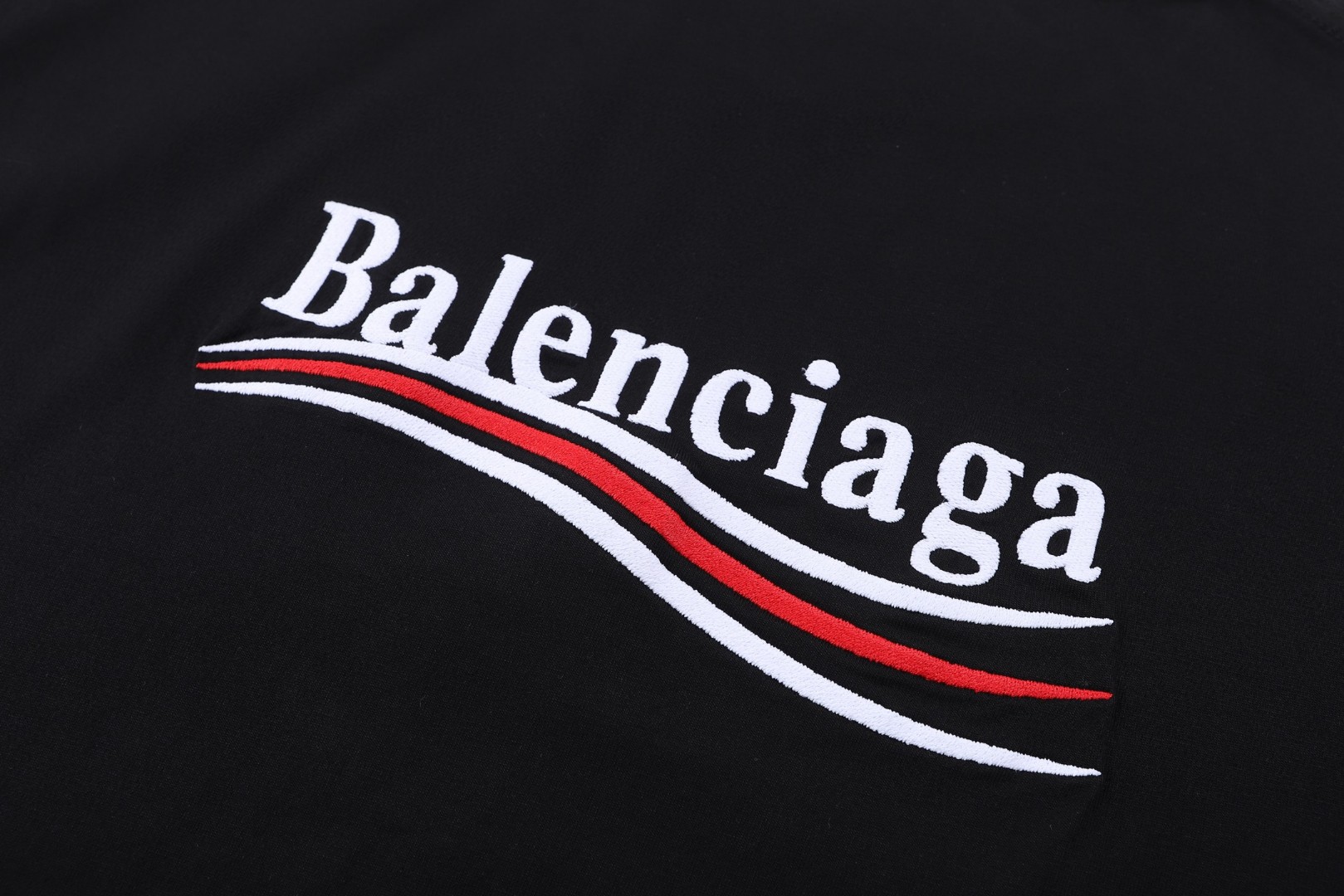 Balenciaga 巴黎世家 可乐刺绣圆领短袖 T恤 圆领 夏季 黑色 A0 