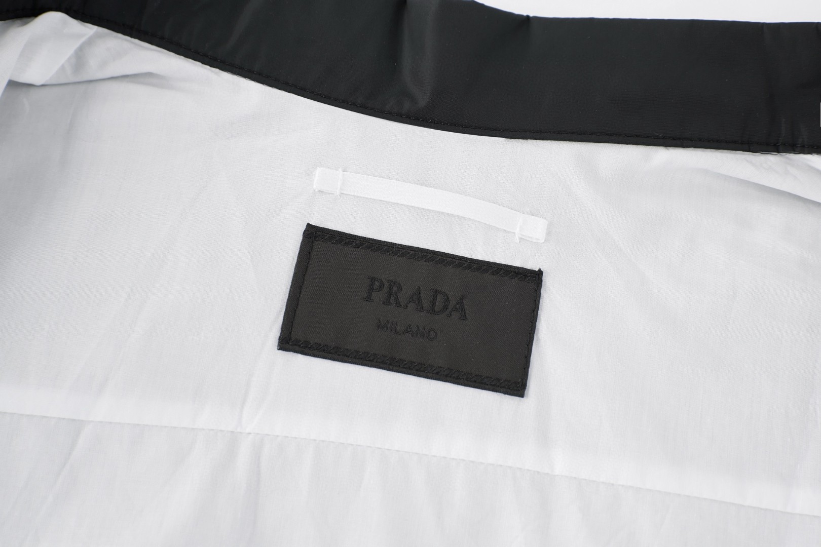 PRADA 普拉达 小钢标衬衫拉链外套 夹克 长袖 蓝色 黑色 B5