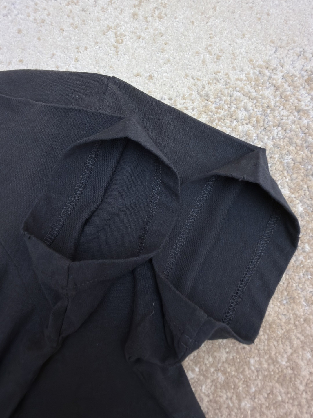 Acne Studios 胸前小标圆领T恤 短袖 女款 白色 黑色 A0 CL0492-AEG