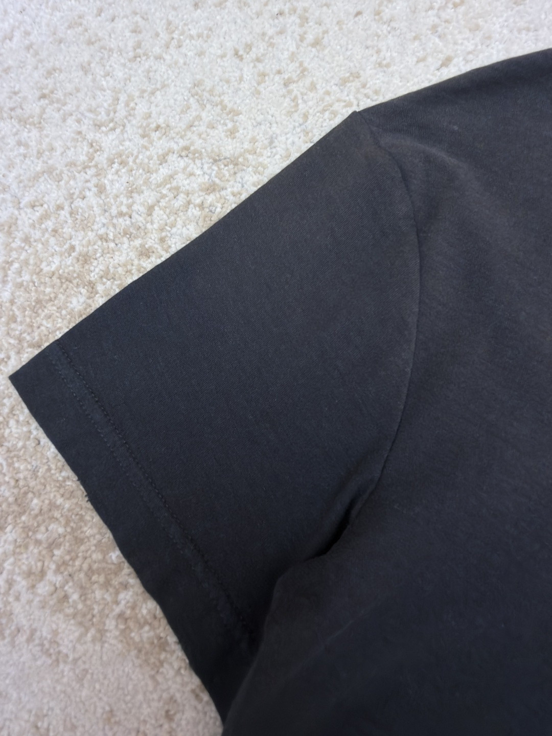 Acne Studios 胸前小标圆领T恤 短袖 女款 白色 黑色 A0 CL0492-AEG