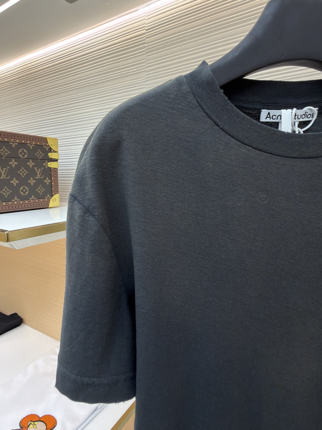 Acne Studios 胸前小标圆领T恤 短袖 女款 白色 黑色 A0 CL0492-AEG