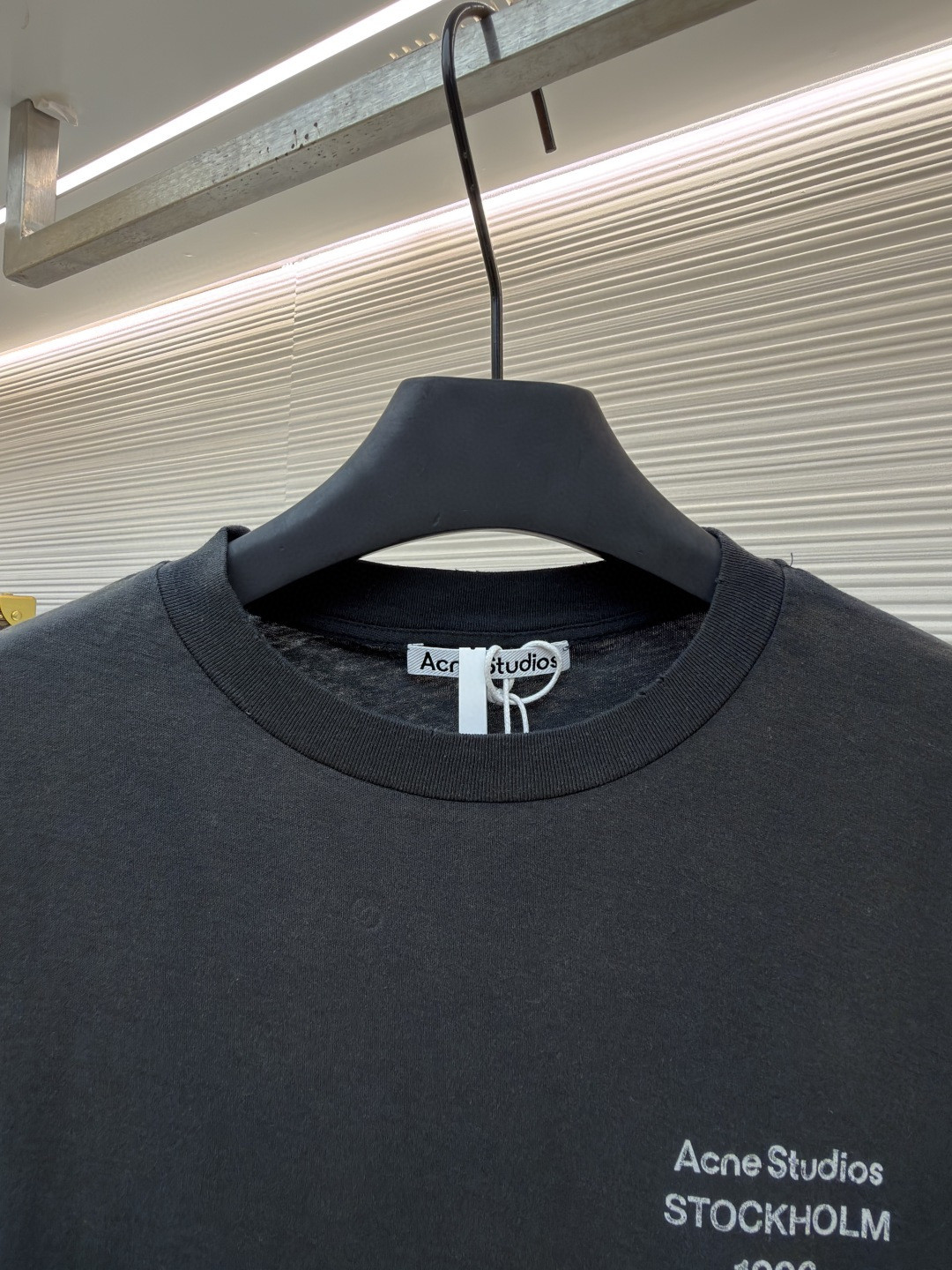 Acne Studios 胸前小标圆领T恤 短袖 女款 白色 黑色 A0 CL0492-AEG
