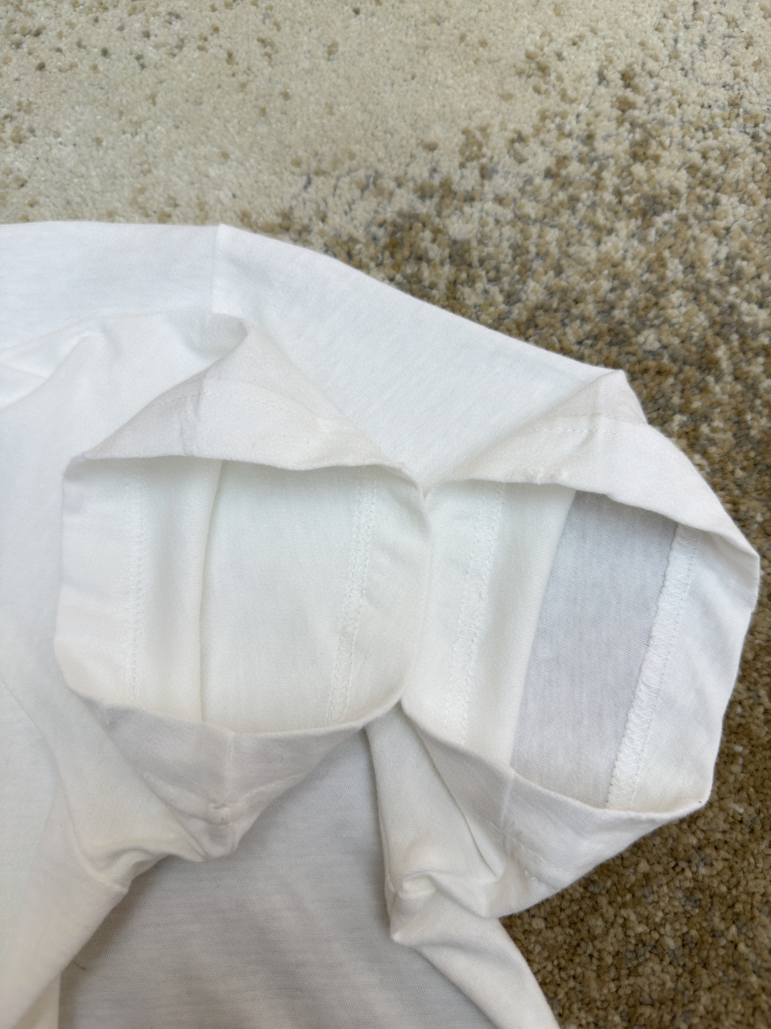 Acne Studios 胸前小标圆领T恤 短袖 女款 白色 黑色 A0 CL0492-AEG