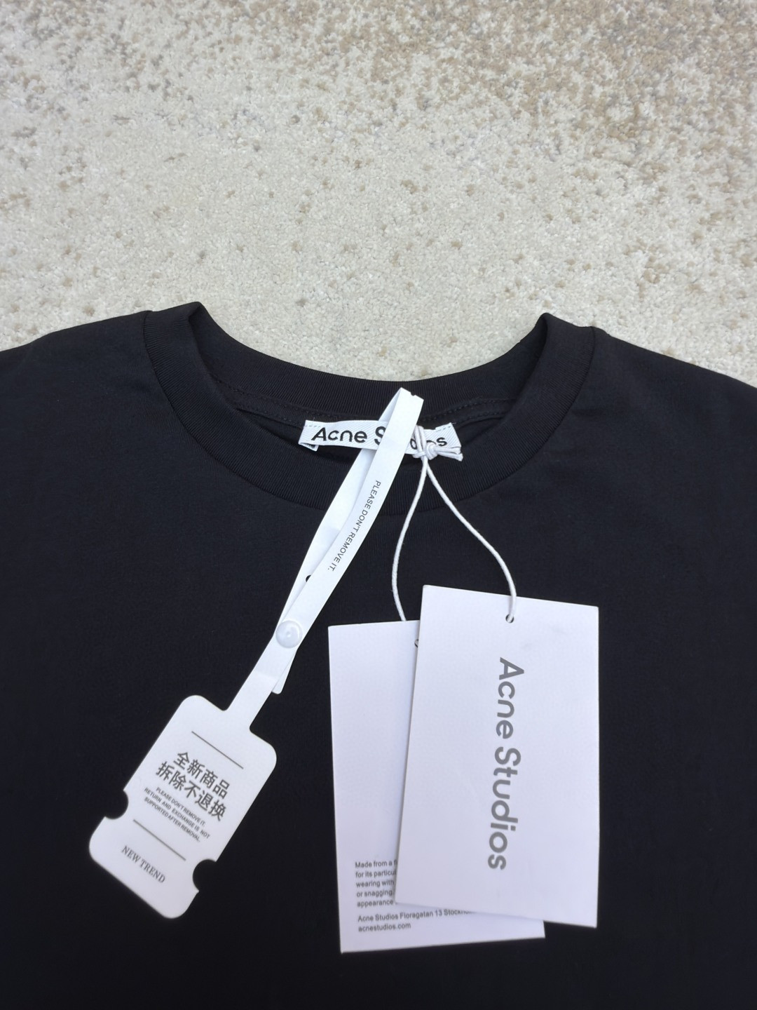 Acne Studios 袖口小标圆领T恤 打底衫 长袖 白色 黑色 A2 