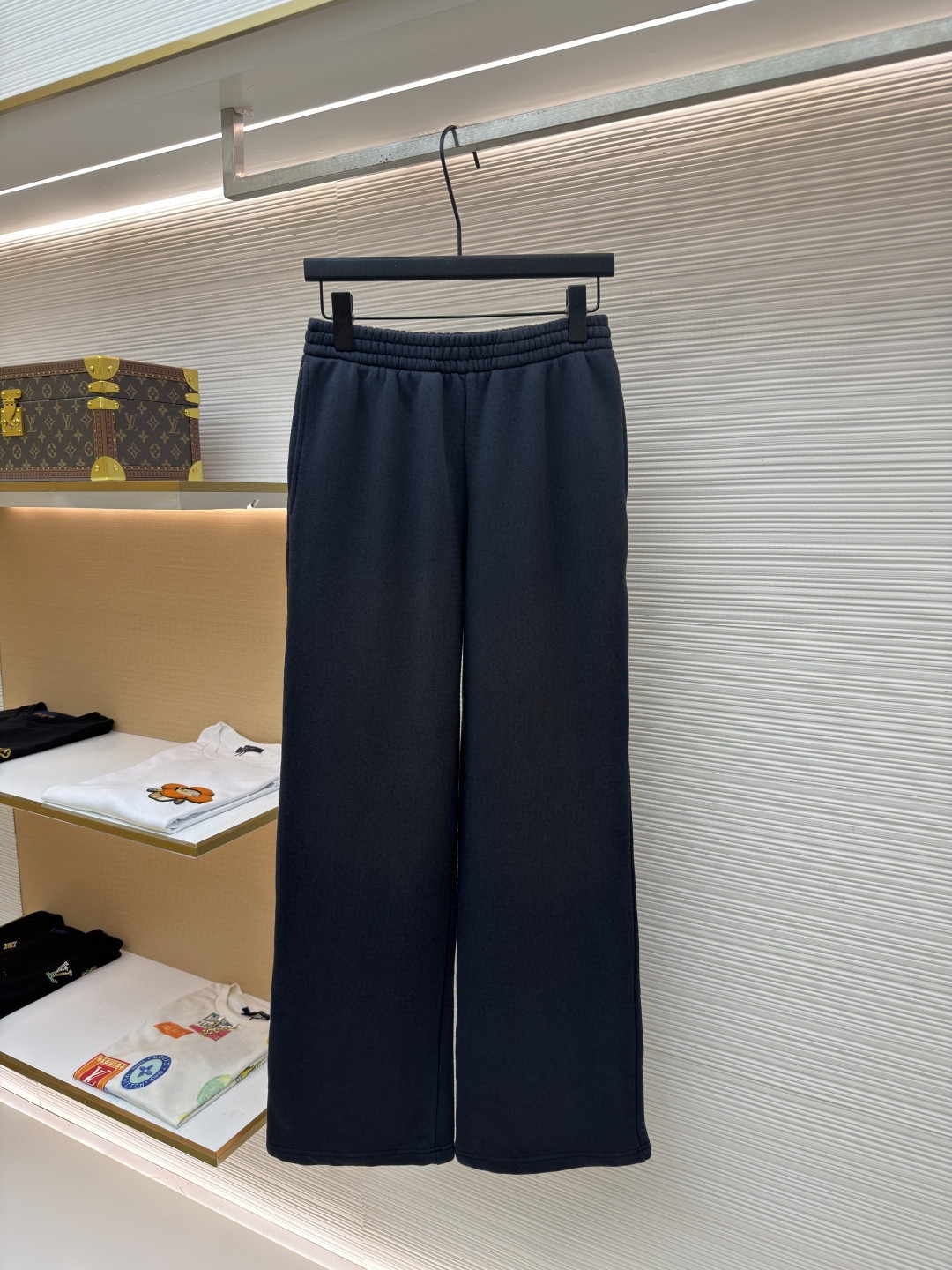 Acne Studios 1996后袋印花水洗运动裤 卫裤 休闲裤 长裤 裤子 黑色 A7