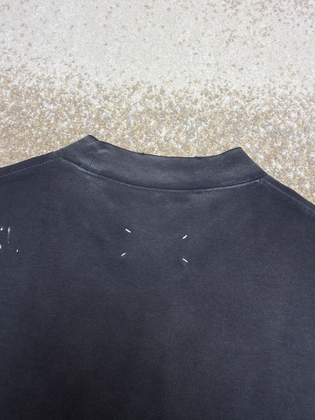 Maison Margiela 马吉拉 做旧涂鸦圆领短袖 T恤 套头 夏季 黑色 A0 S50GC0714S24567-861