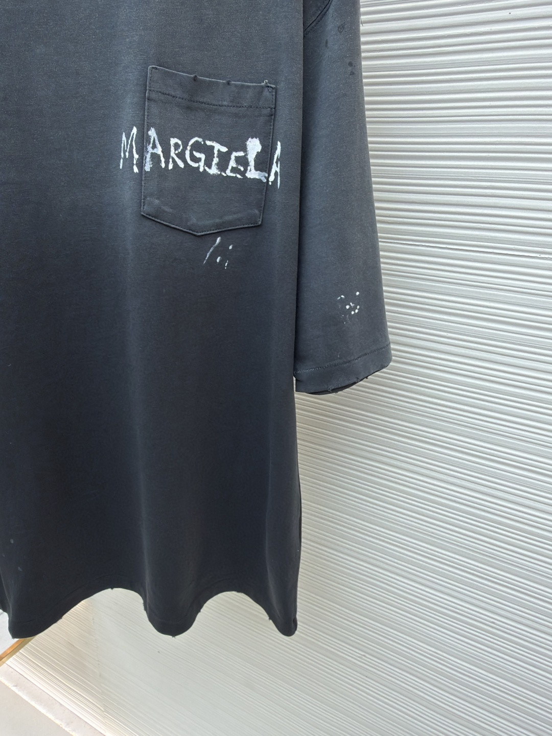 Maison Margiela 马吉拉 做旧涂鸦圆领短袖 T恤 套头 夏季 黑色 A0 S50GC0714S24567-861