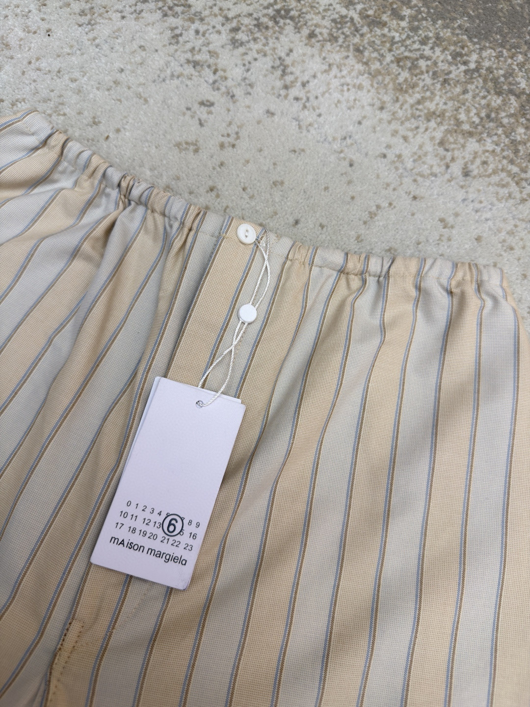 Maison Margiela 马吉拉条纹松紧腰直筒休闲裤 长裤 裤子 蓝灰色 奶杏色 B0 S50KA0713M35725