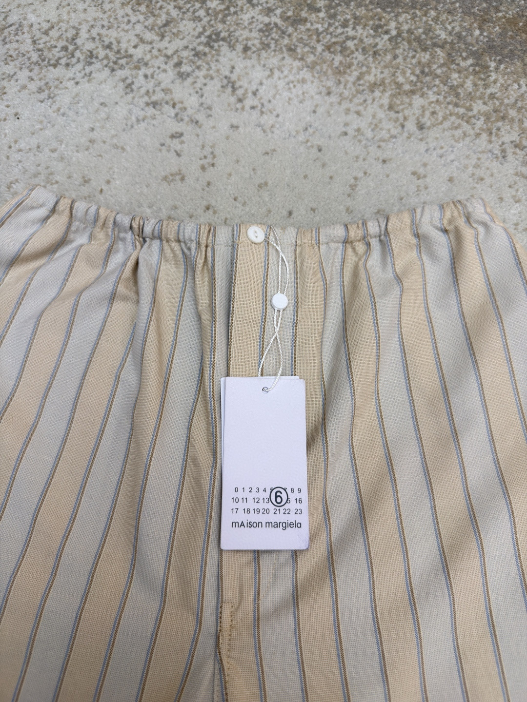 Maison Margiela 马吉拉条纹松紧腰直筒休闲裤 长裤 裤子 蓝灰色 奶杏色 B0 S50KA0713M35725