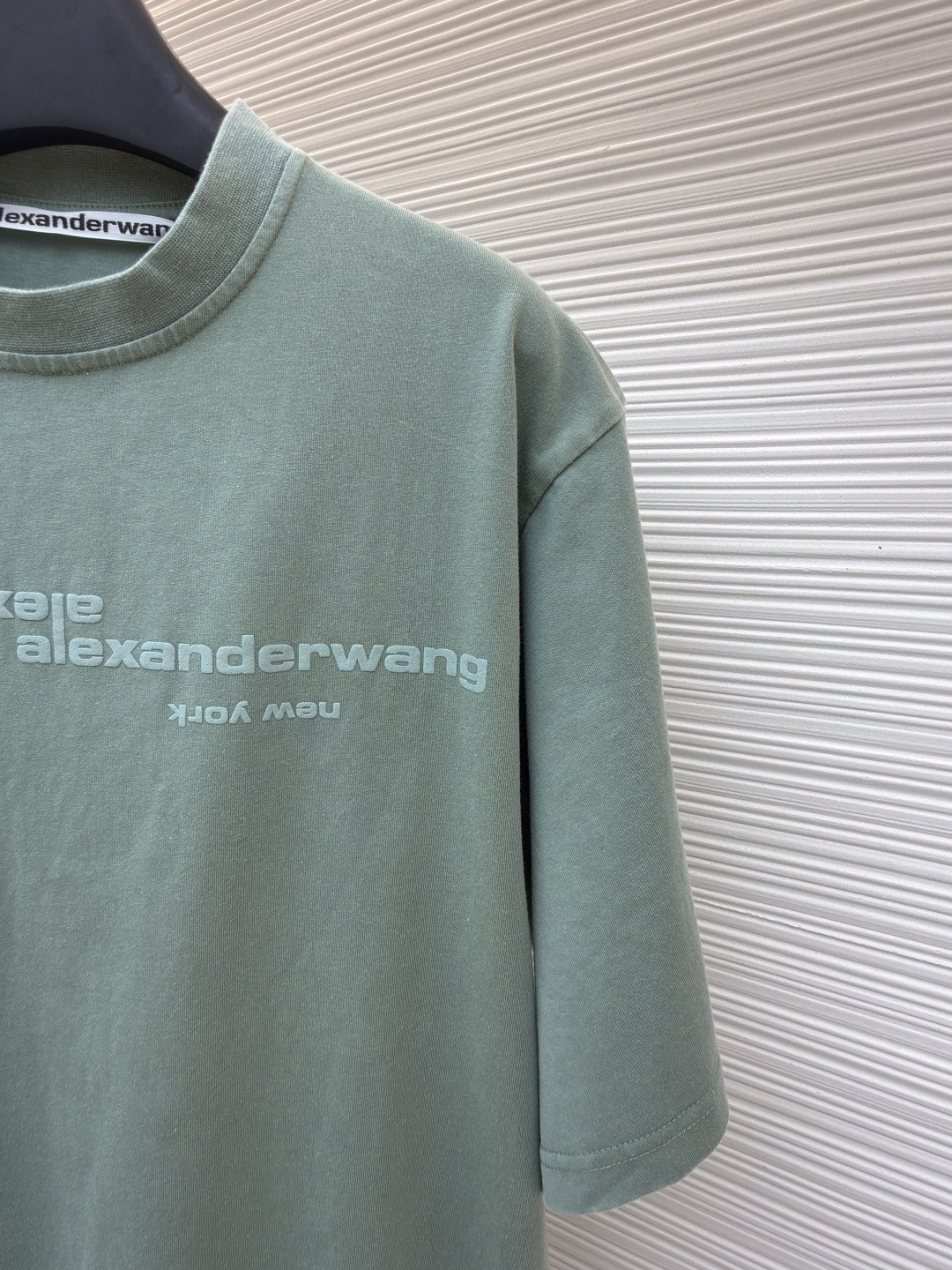 Alexander Wang 亚历山大王 发泡绒面字母水洗做旧圆领T恤 短袖 夏款 蓝色 绿色 A0 UCC3261926