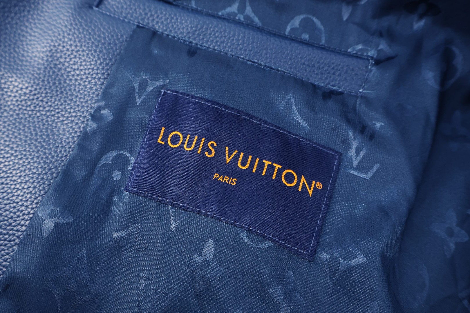 LOUIS VUITTON 路易威登 荔枝皮拼接撞色棒球服外套 夹克 蓝色 C0 1AK6UZ