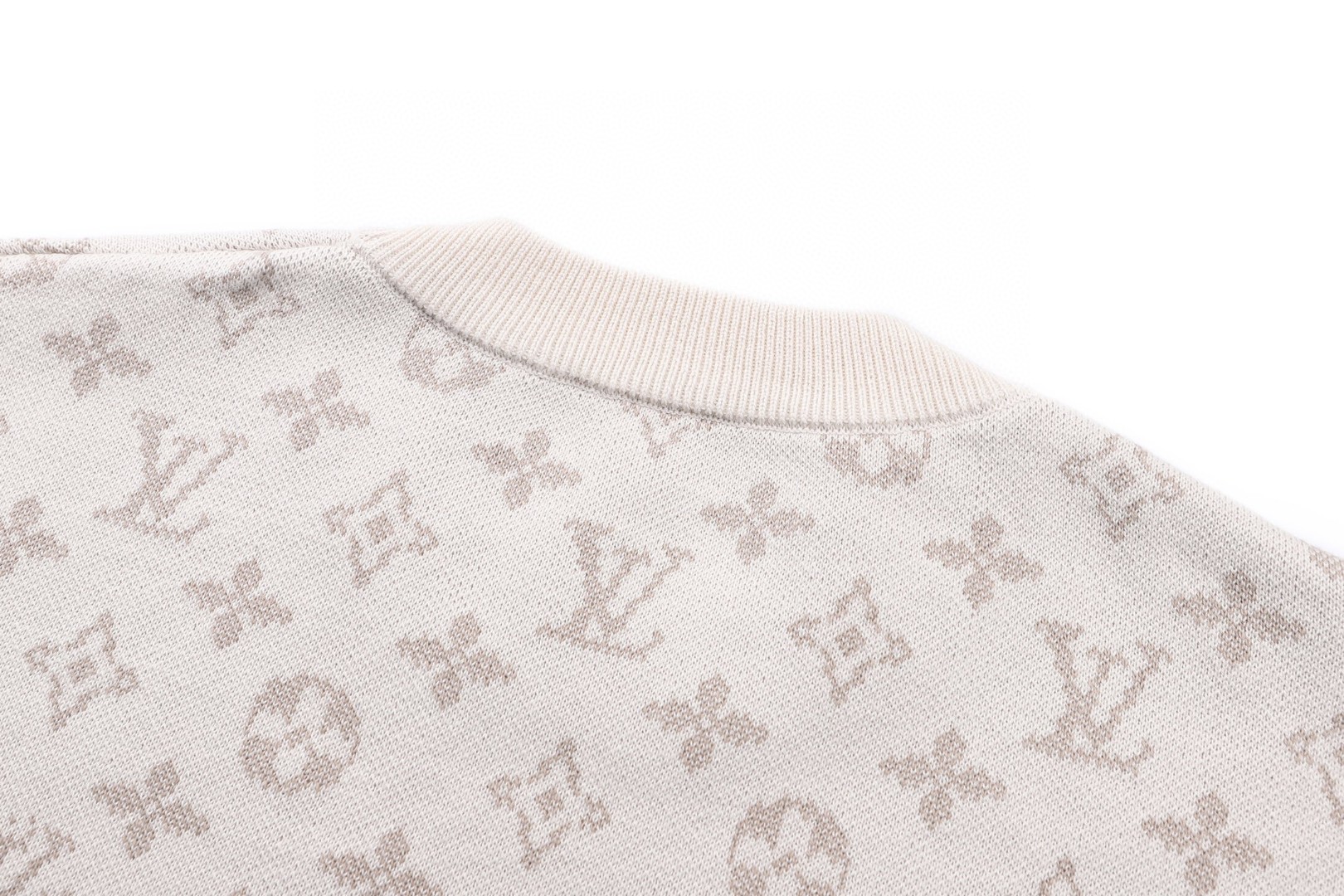 LOUIS VUITTON 路易威登 渐变满印老花毛衣 针织衫 外套 驼色 B0 1AJTX7