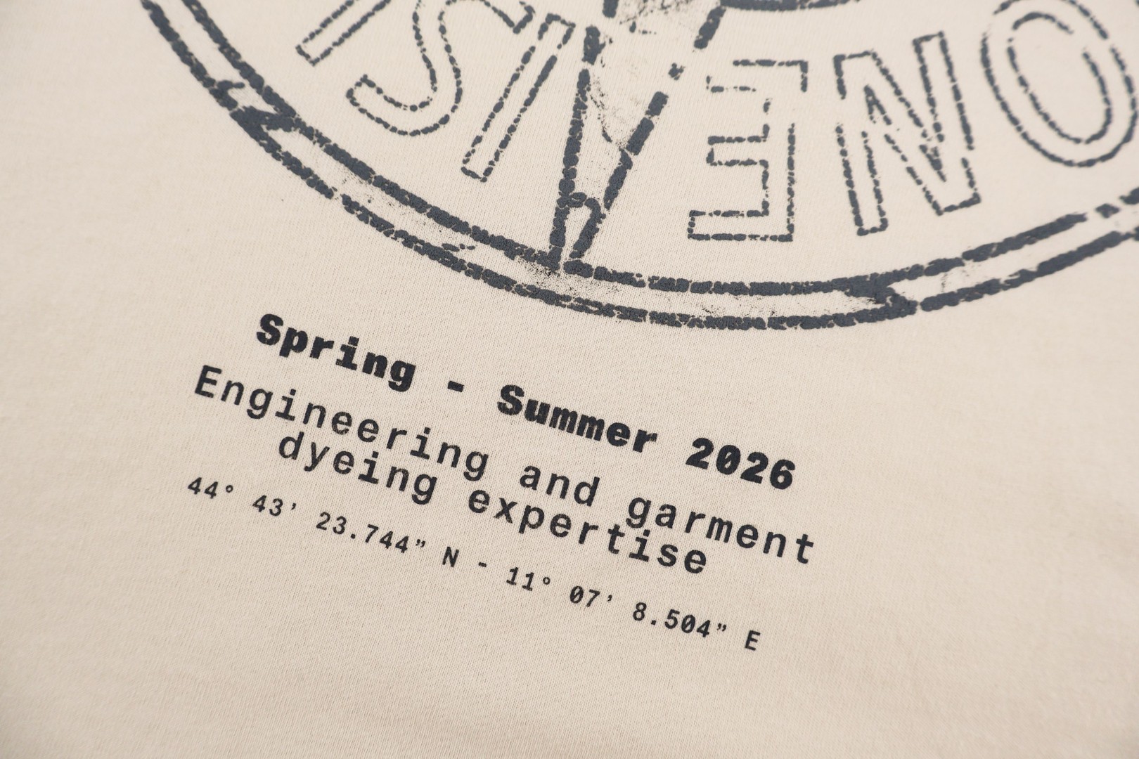 STONE ISLAND 石头岛 徽章印花圆领短袖 T恤 夏款 米杏色 黑色 A0 L1S152100001S0285-V0029