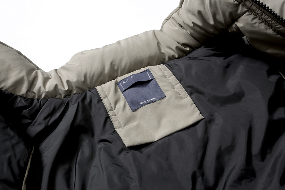 779# MADNESSxMEANSWHILE 联名款 FW25 侧开衩防水防工装简约纯色 可脱卸帽无袖马甲 男女同款  25FW-JKT-MNSWHL02-D003-GRY