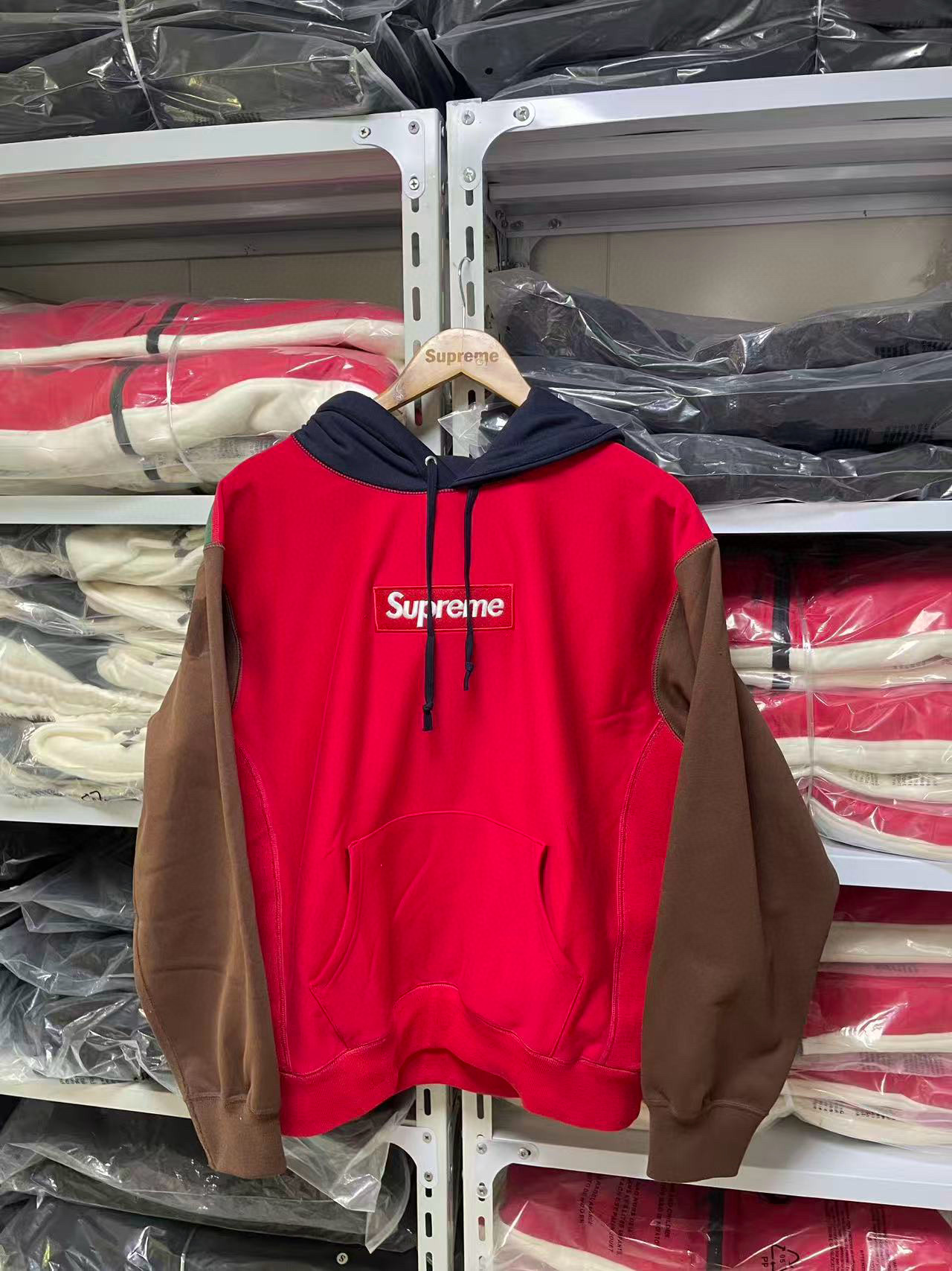 八色 Supreme 24  box logo 经典刺绣 连帽  卫衣 纯色 男女同款 SUP-FW24-275
