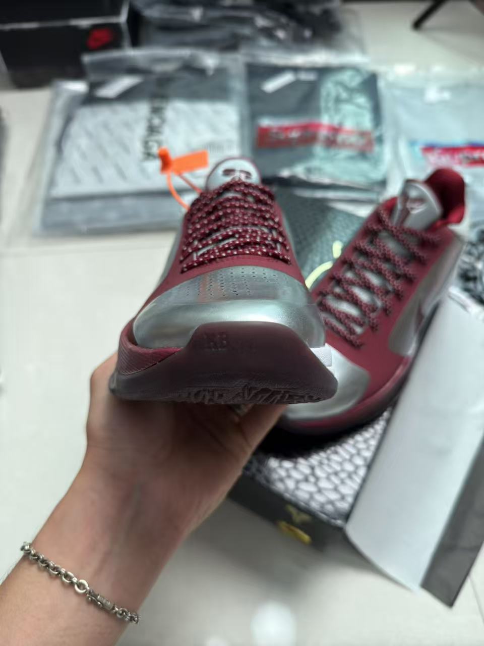 STAR S级 Kobe5 Protro Lower Merion Aces Away   前掌气垫 后掌EVA 籃球鞋 球鞋 實戰鞋  真碳板  波鞋  银红 IM0557-001