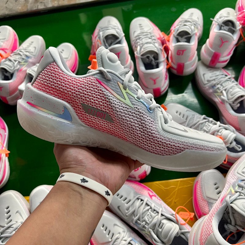 STAR  S版 GT Cut 乳腺癌 低筒 篮球鞋 球鞋 实战鞋 全掌气垫 TPU抗扭 男鞋 波鞋 CZ0175-008