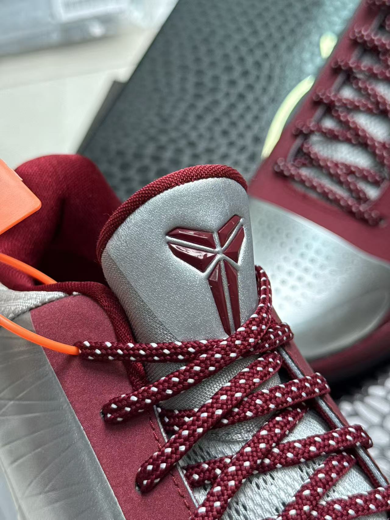 STAR S级 Kobe5 Protro Lower Merion Aces Away   前掌气垫 后掌EVA 籃球鞋 球鞋 實戰鞋  真碳板  波鞋  银红 IM0557-001