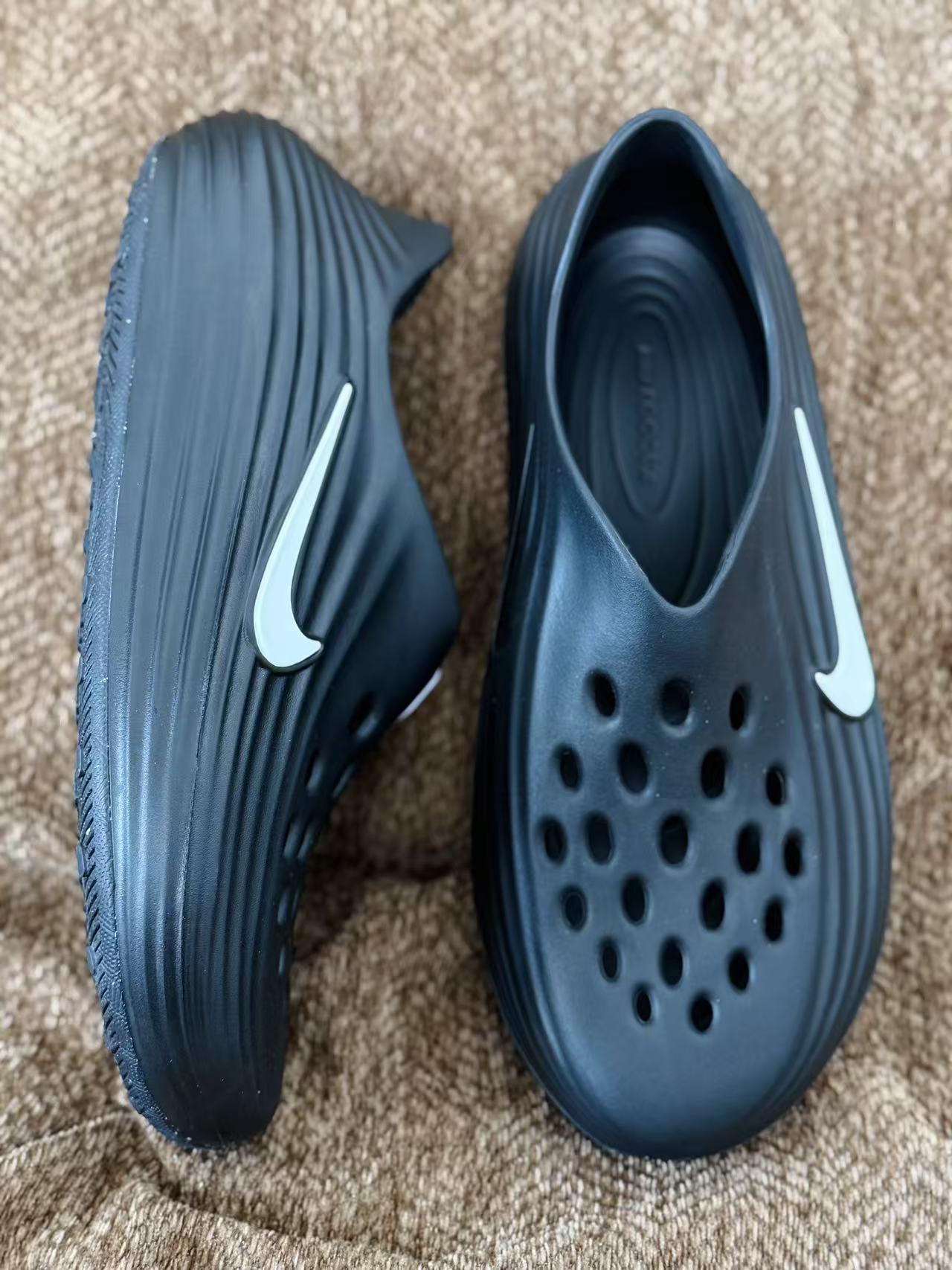 正确复合底 Nike Reactx Rejuven8 洞洞鞋 简约舒适  室外拖鞋 男女同款  黑白