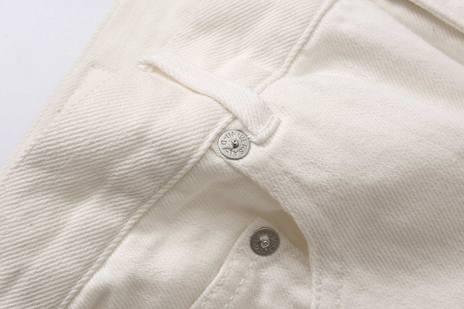 882#MADNESS 纯色宽松牛仔裤 长裤 裤子 白色