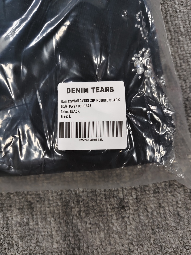 Denim Tears DT 木棉花 花环 图案 发泡  连帽卫衣 黑色水钻-B0