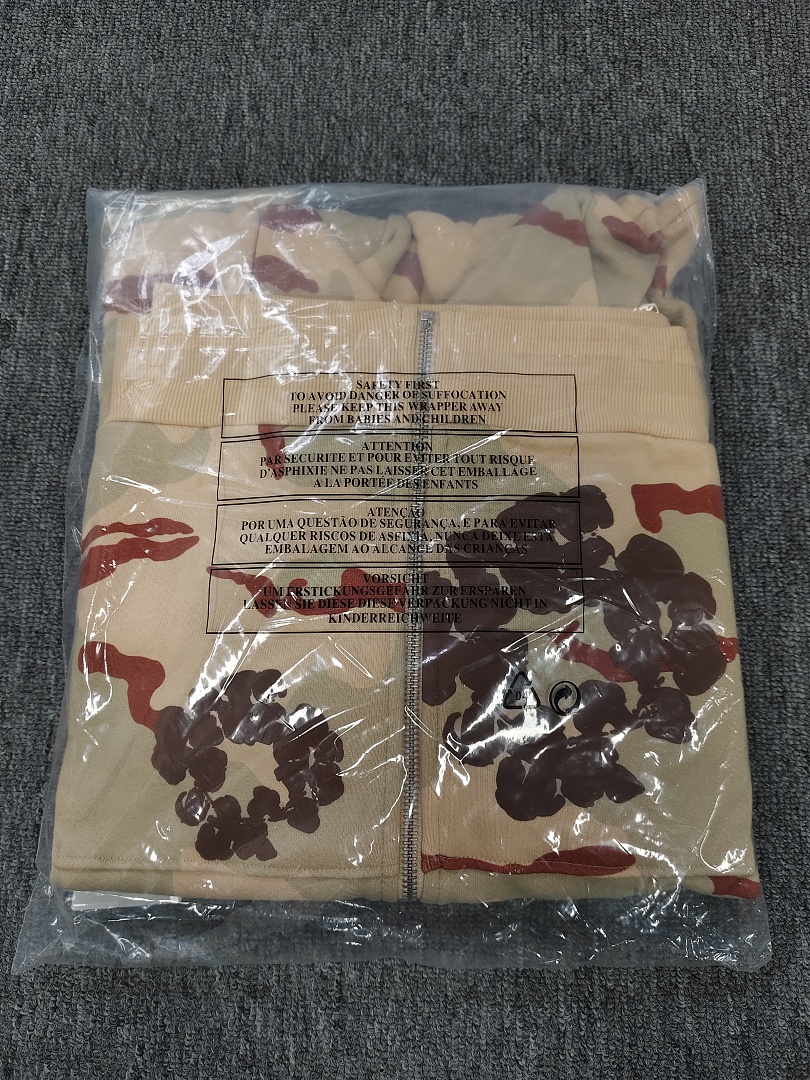 Denim Tears DT 木棉花 花环 图案 发泡印花  拉链 外套  迷彩浅棕色-B0