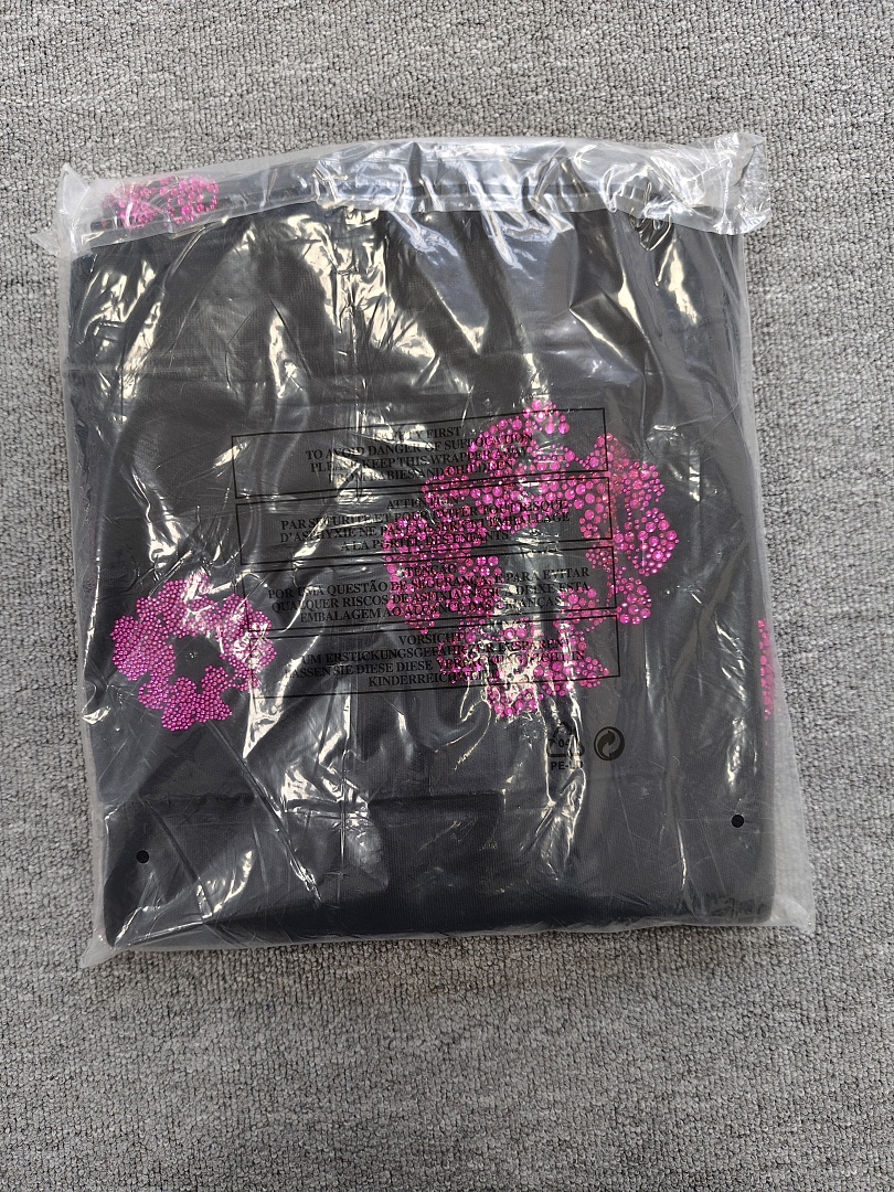 Denim Tears DT 木棉花 花环 图案 发泡  连帽卫衣 黑色 粉钻-B0