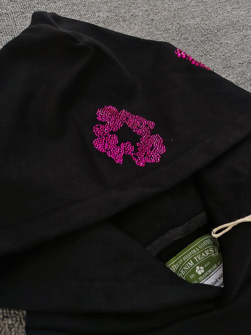 Denim Tears DT 木棉花 花环 图案 发泡  连帽卫衣 黑色 粉钻-B0