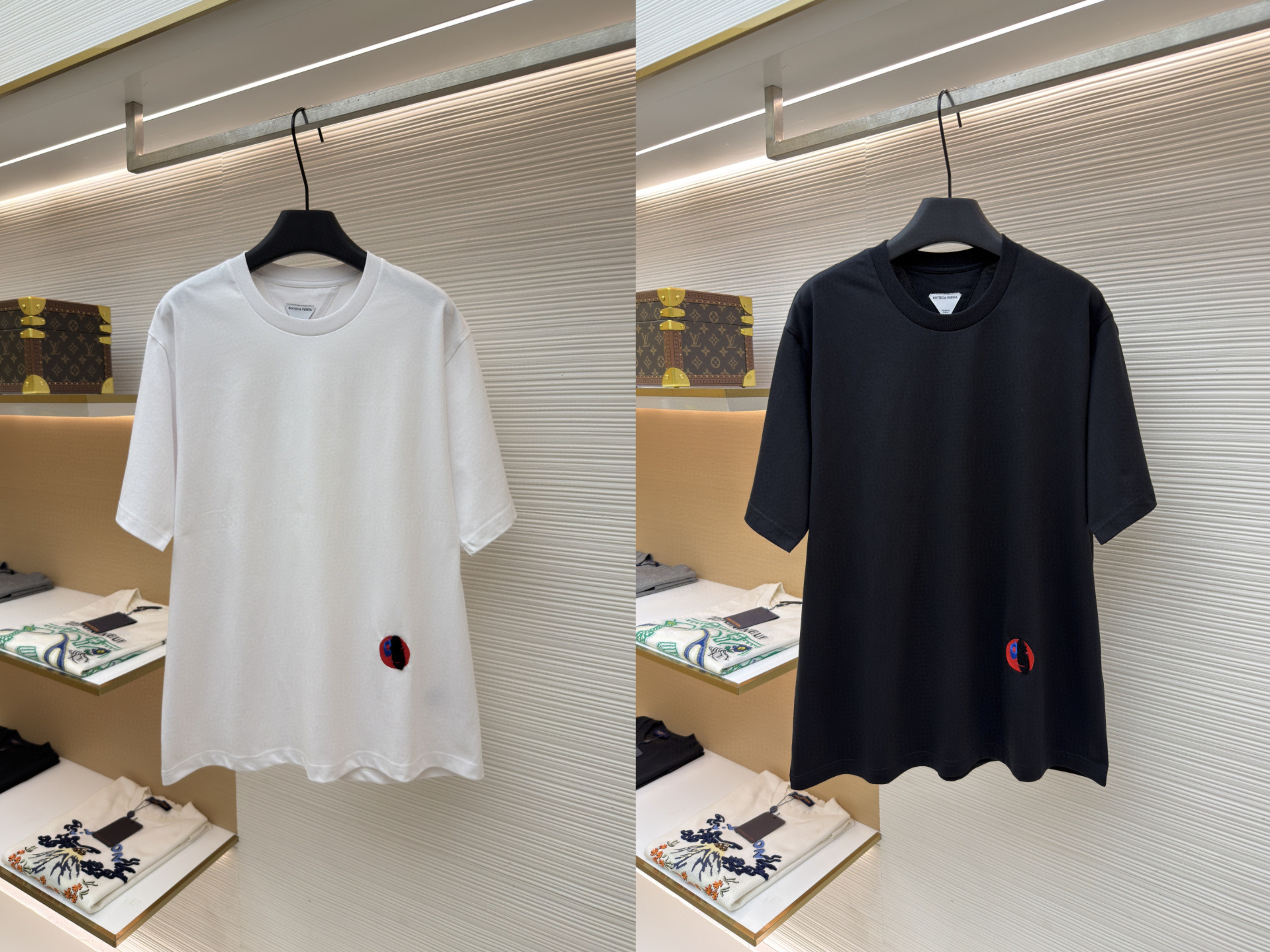 Bottega Veneta 脸谱印花圆领短袖 T恤 夏款 白色 黑色 A0 