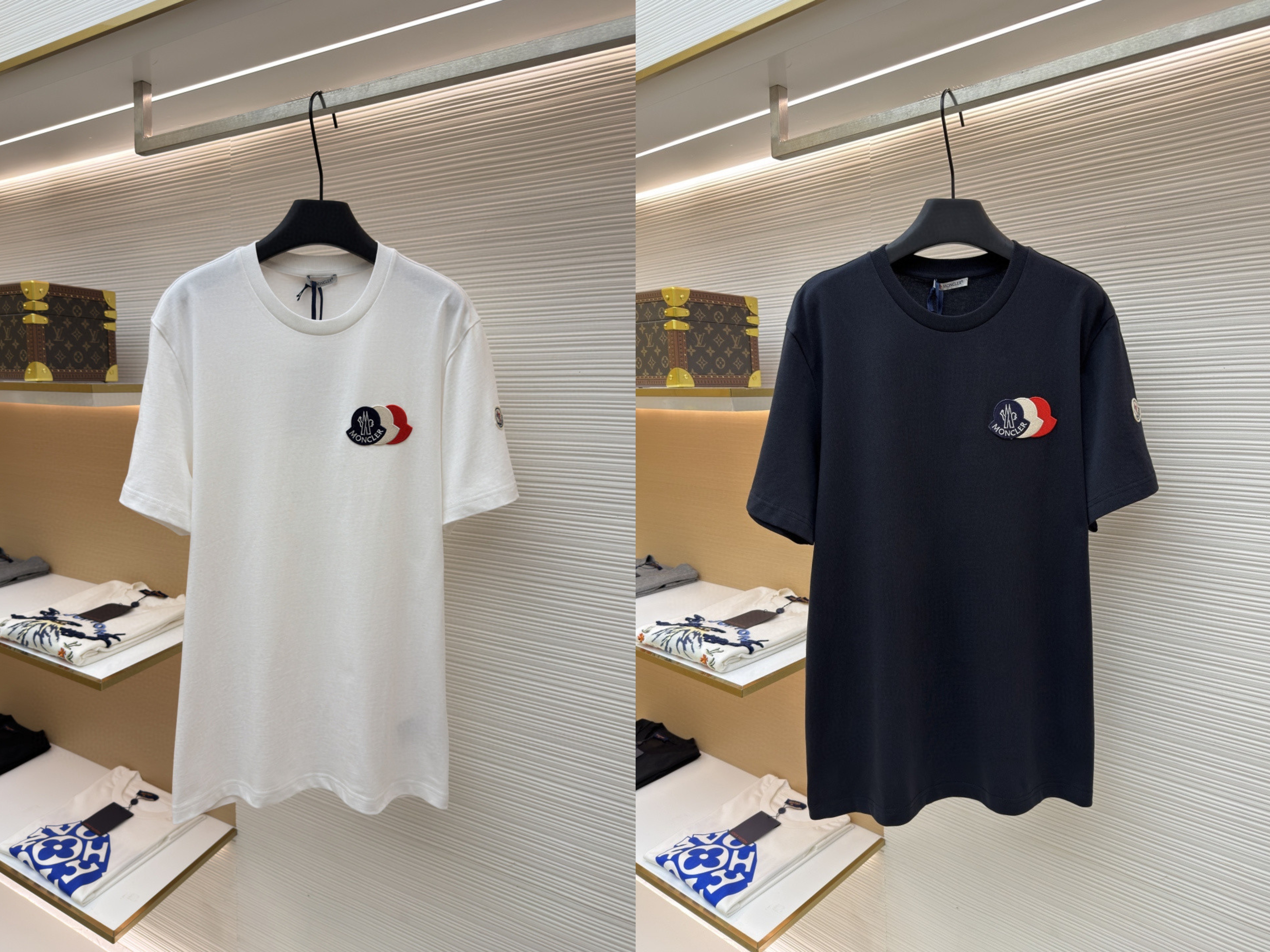 Moncler 蒙口 贴片标识圆领短袖 T恤 夏季 白色 黑色 A0 K20918C0005689AUG034