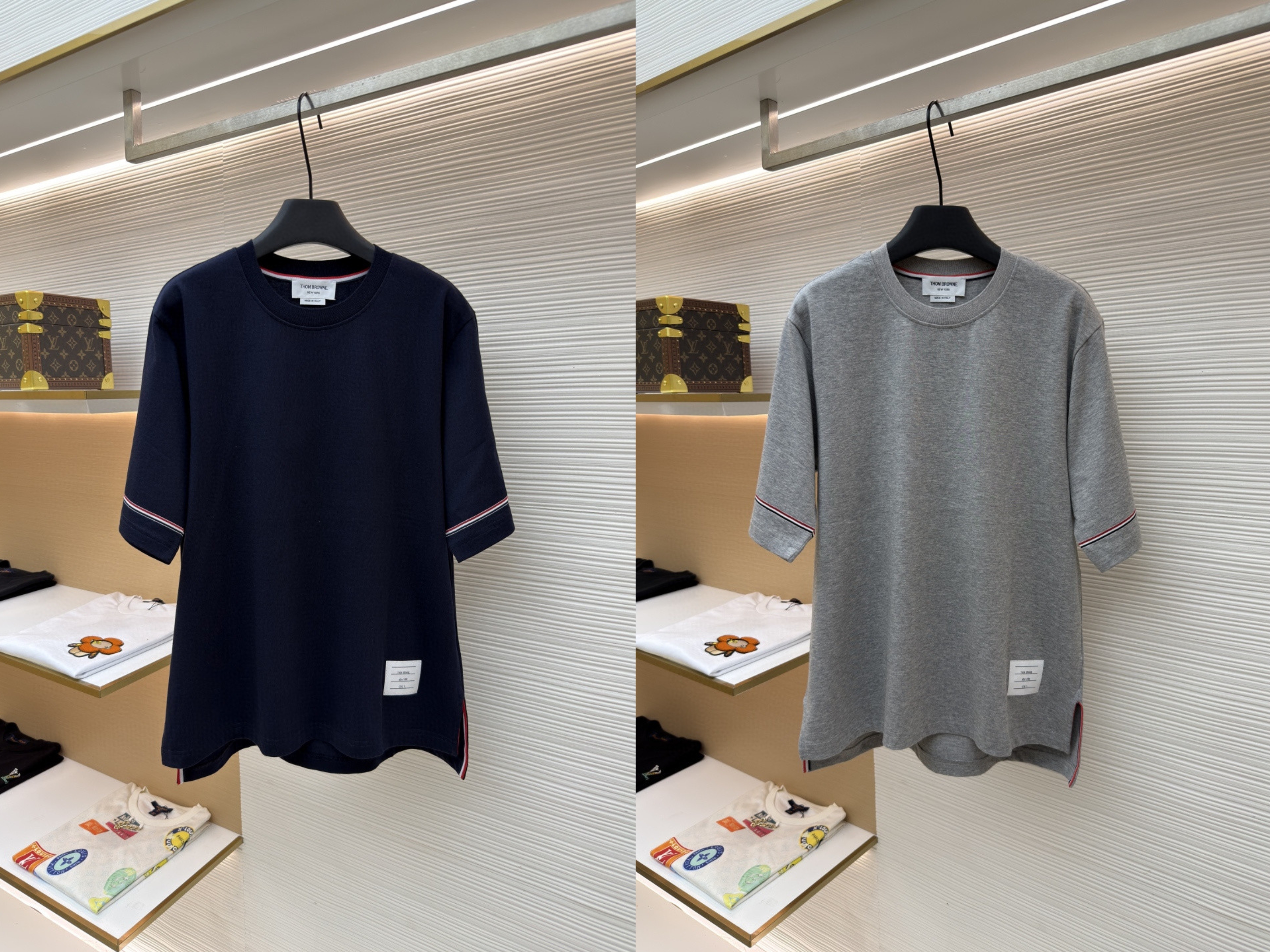 THOM BROWNE 袖口三色条纹圆领短袖 T恤 藏蓝色 灰色 A5