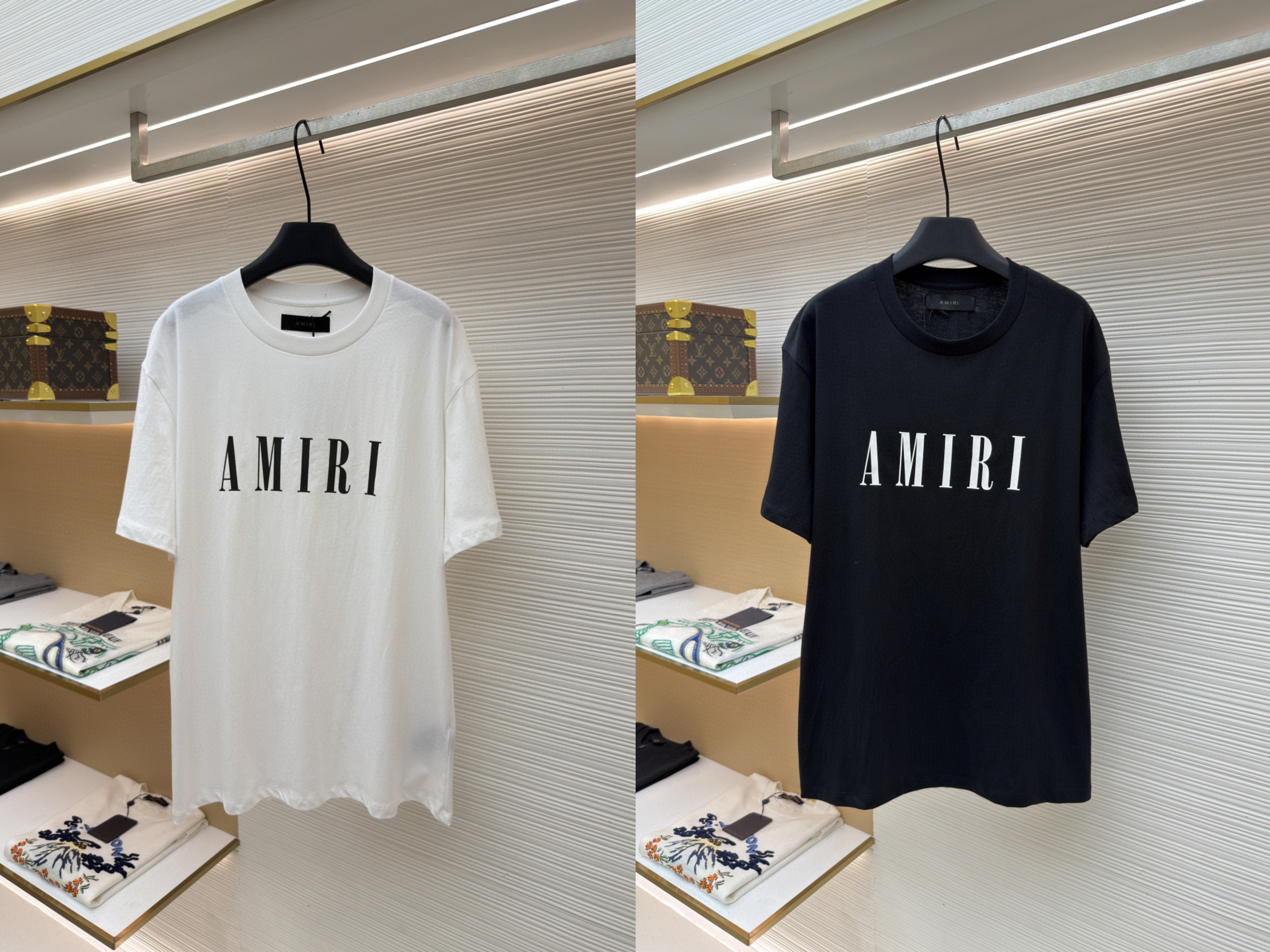 AMIPARIS Ami 徽标印花圆领短袖 T恤 夏季 白色 黑色 A0 PXMJLT001-100