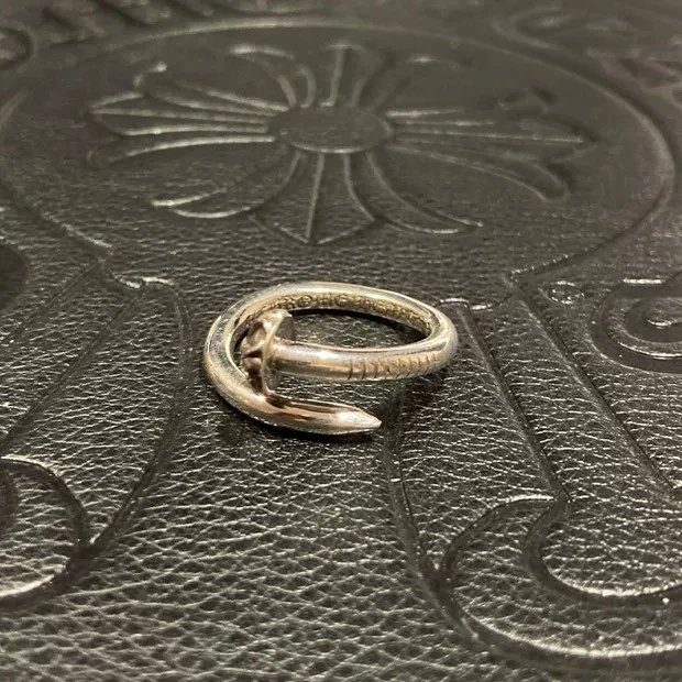 【正确版】925银  Chrome Hearts  CH 克罗心  戒指凸头钉子 开口可调  经典款 男女同款情侣对戒 