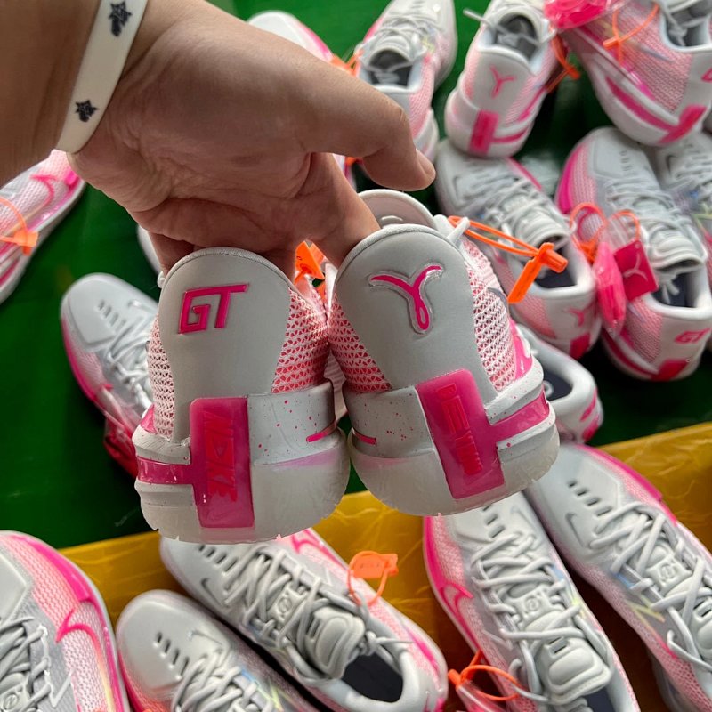 STAR  S版 GT Cut 乳腺癌 低筒 篮球鞋 球鞋 实战鞋 全掌气垫 TPU抗扭 男鞋 波鞋 CZ0175-008