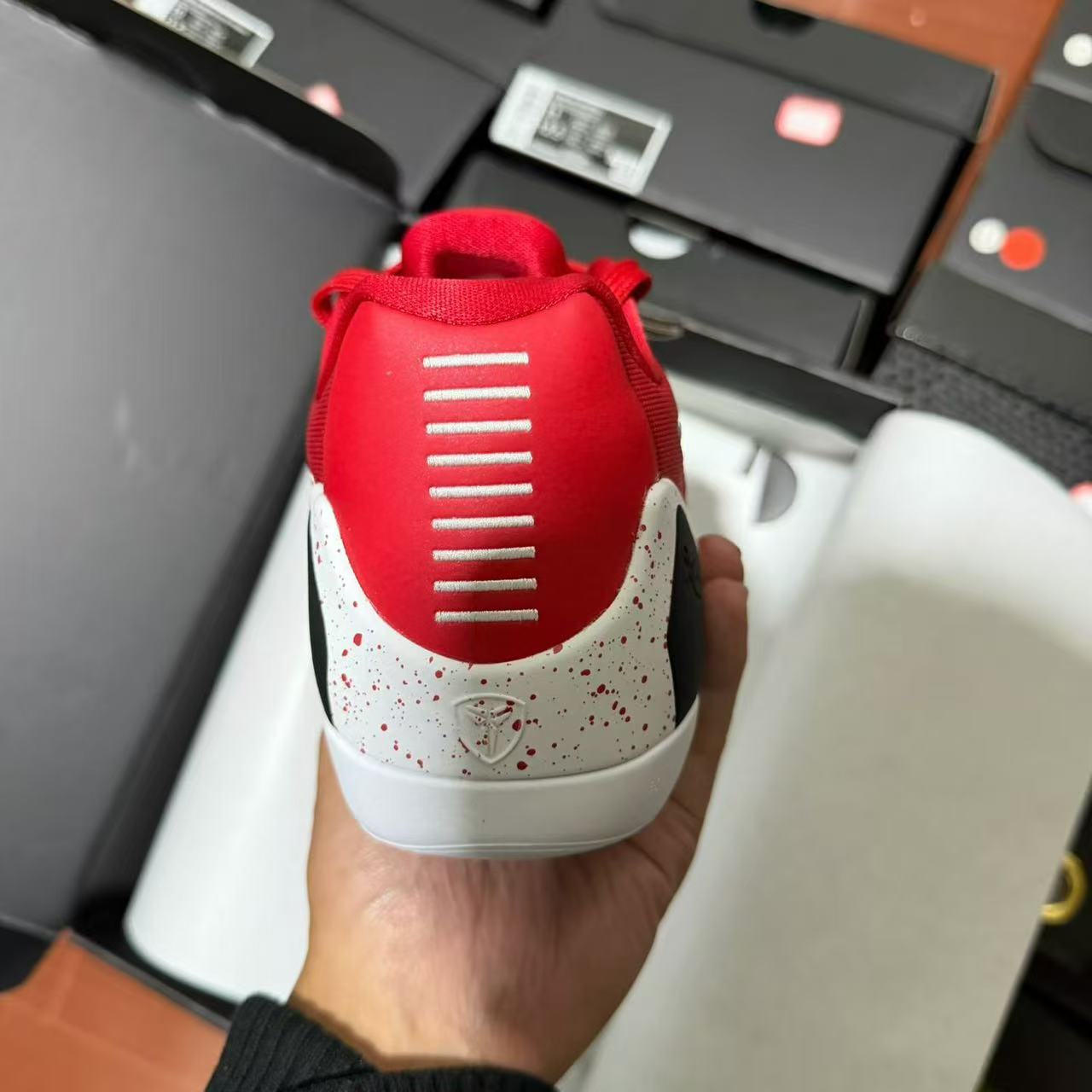 GX  KOBE 9  Elite Low TB 低筒 篮球鞋 实战鞋 球鞋 男鞋 波鞋 紅白色  IH1401-600